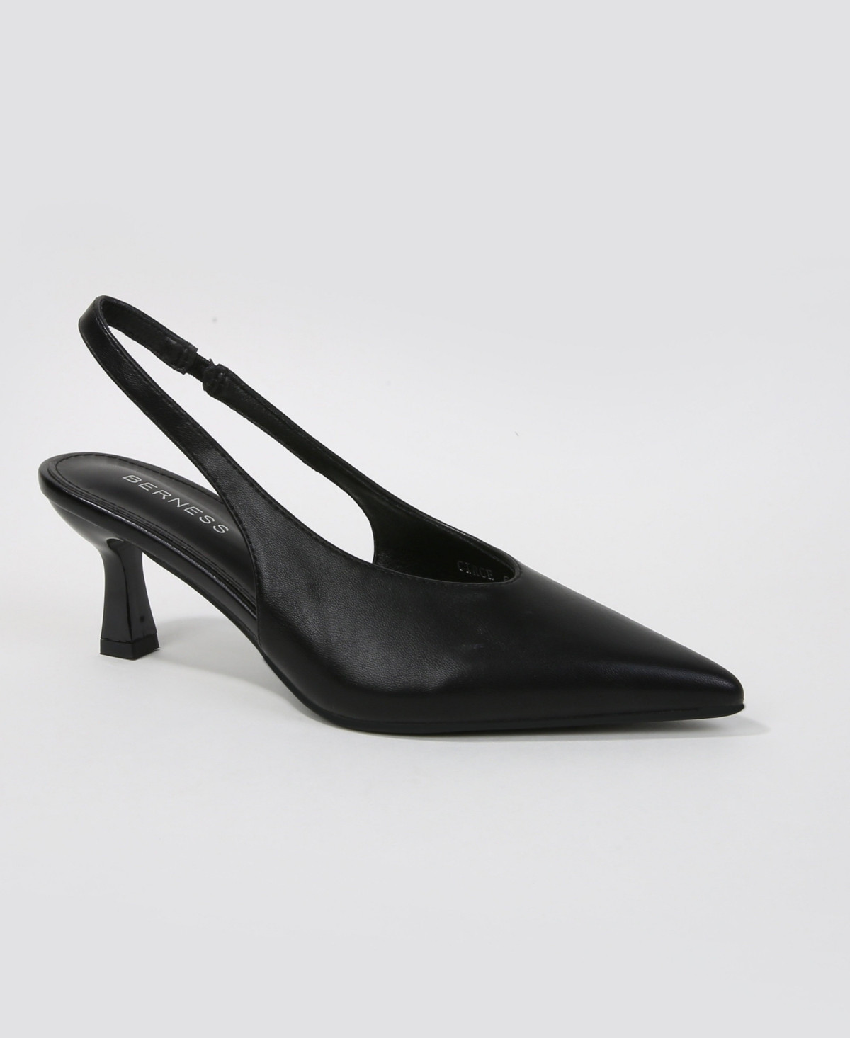 Berness Women's Circe Pointed Toe Slingback Kitten Heels - Black | Macy's