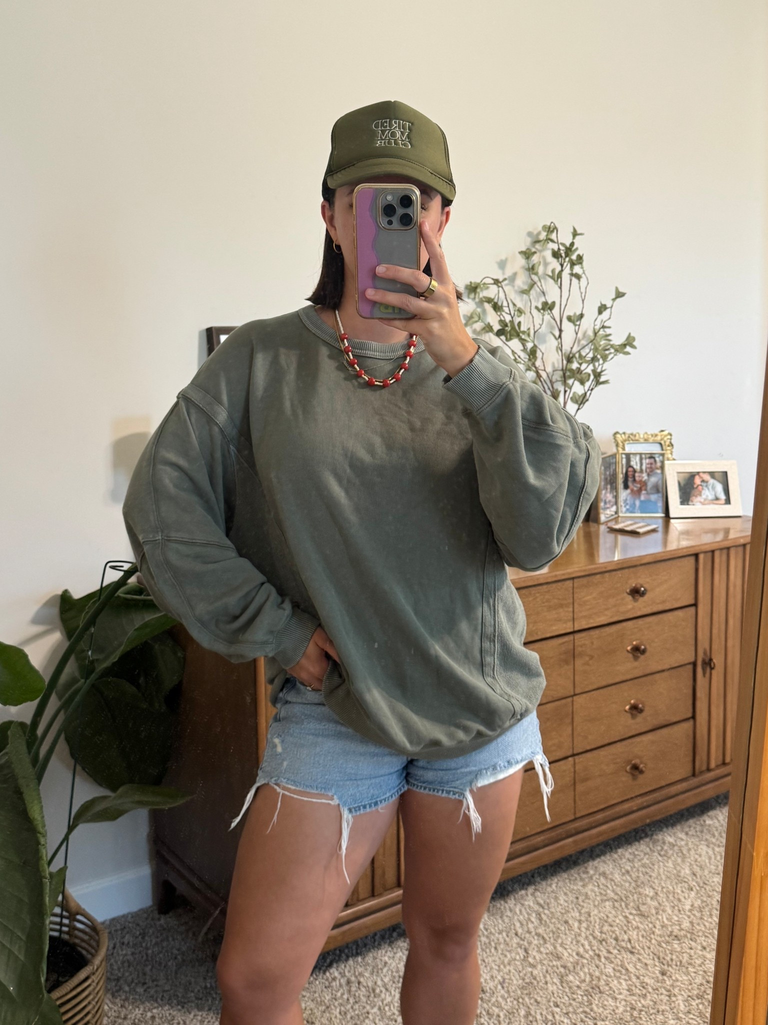 The bestttt slouchy/oversized sweatshirt. Wearing a small for ref!! 

#LTKSeasonal #LTKSummerEdit