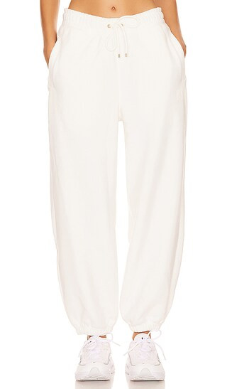 Flight Fleece Winterized Pants in Sail | Revolve Clothing (Global)