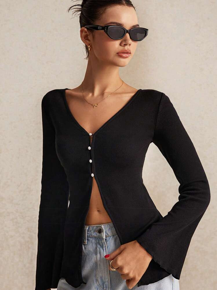Poéselle Women's Cotton Solid Color Long Sleeve Split Hem Casual T-Shirt, Black Split Hem Flared Sleeve T-Shirt, Pearl Buttons, Black Long Sleeve, Long Sleeve Shirt, Night Shirts, Halloween Costumes, Fall Shirt Cardigan, Cotton Soft T-Shirt, Effortless Chic, Poeselle | SHEIN