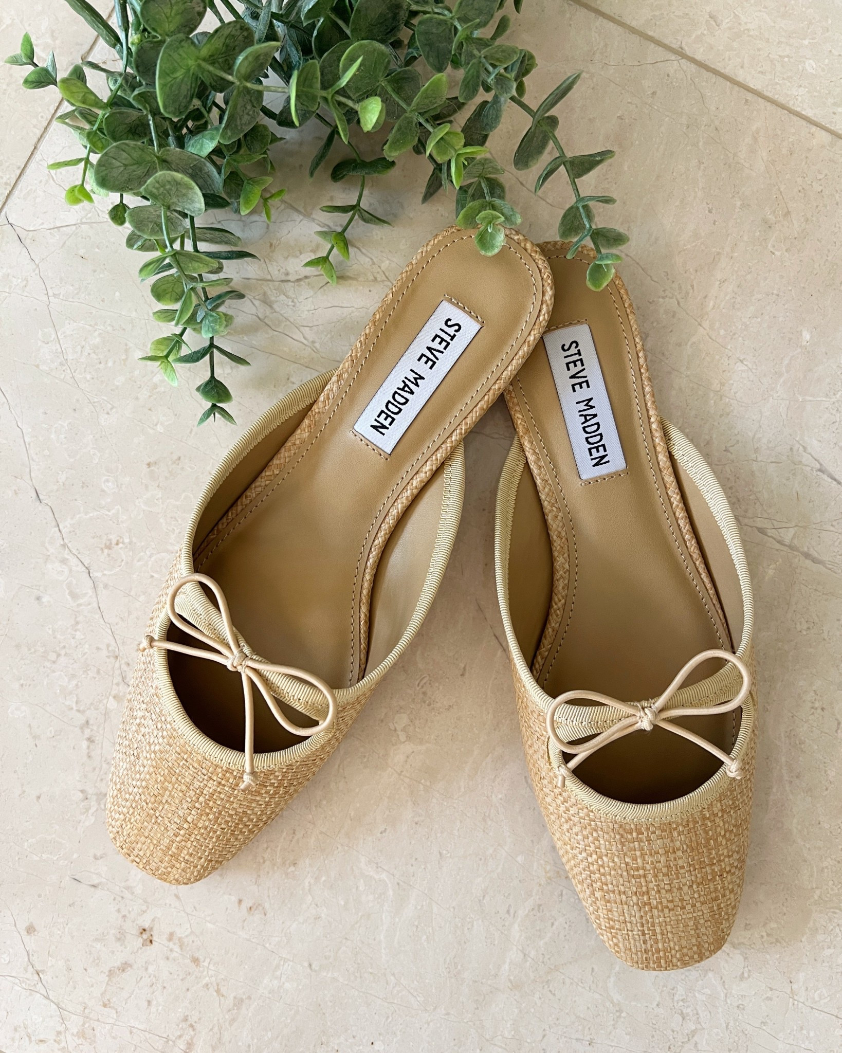 My Steve Madden Raffia mules are the perfect neutral shoe for Spring 🌸

Steve Madden mules
Raffia shoes 


#LTKSeasonal #LTKShoeCrush #LTKStyleTip