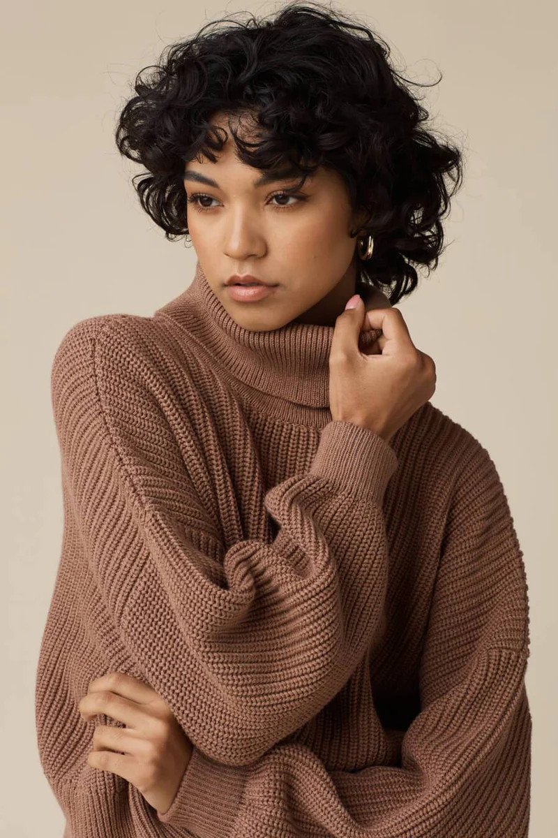 The Convertible Chunky Sweater | VETTA