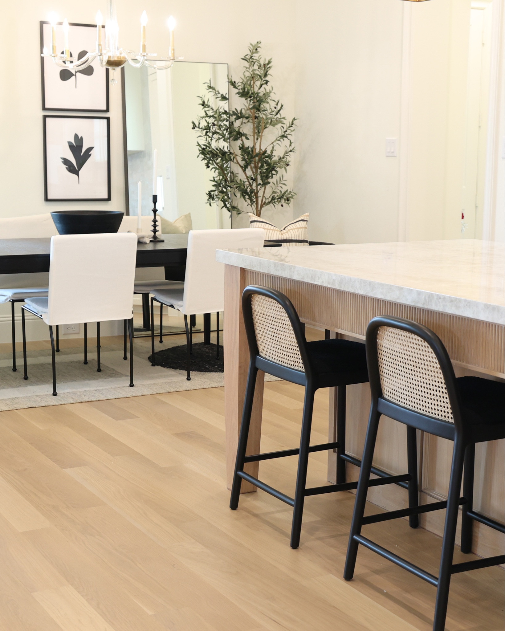 Madi Prewett-Trout x 31 Chapters Home Collab! Check out her cute barstools

Kitchen decor, barstools, counter stools, kitchen dining

#LTKSeasonal #LTKFind #LTKhome