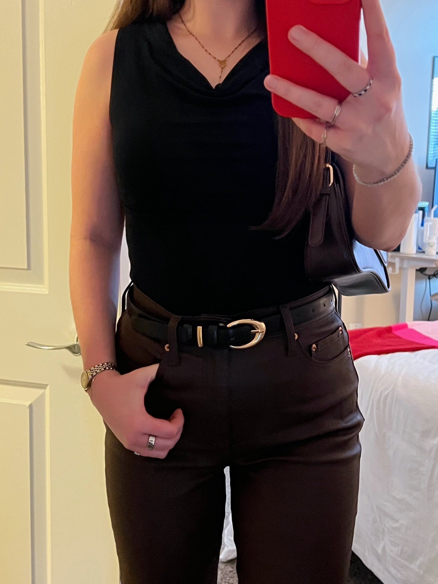 Ootn 🥂 (loving the random top I found from Target & SUCH a good price) 

#LTKFindsUnder100 #LTKItBag #LTKFindsUnder50
