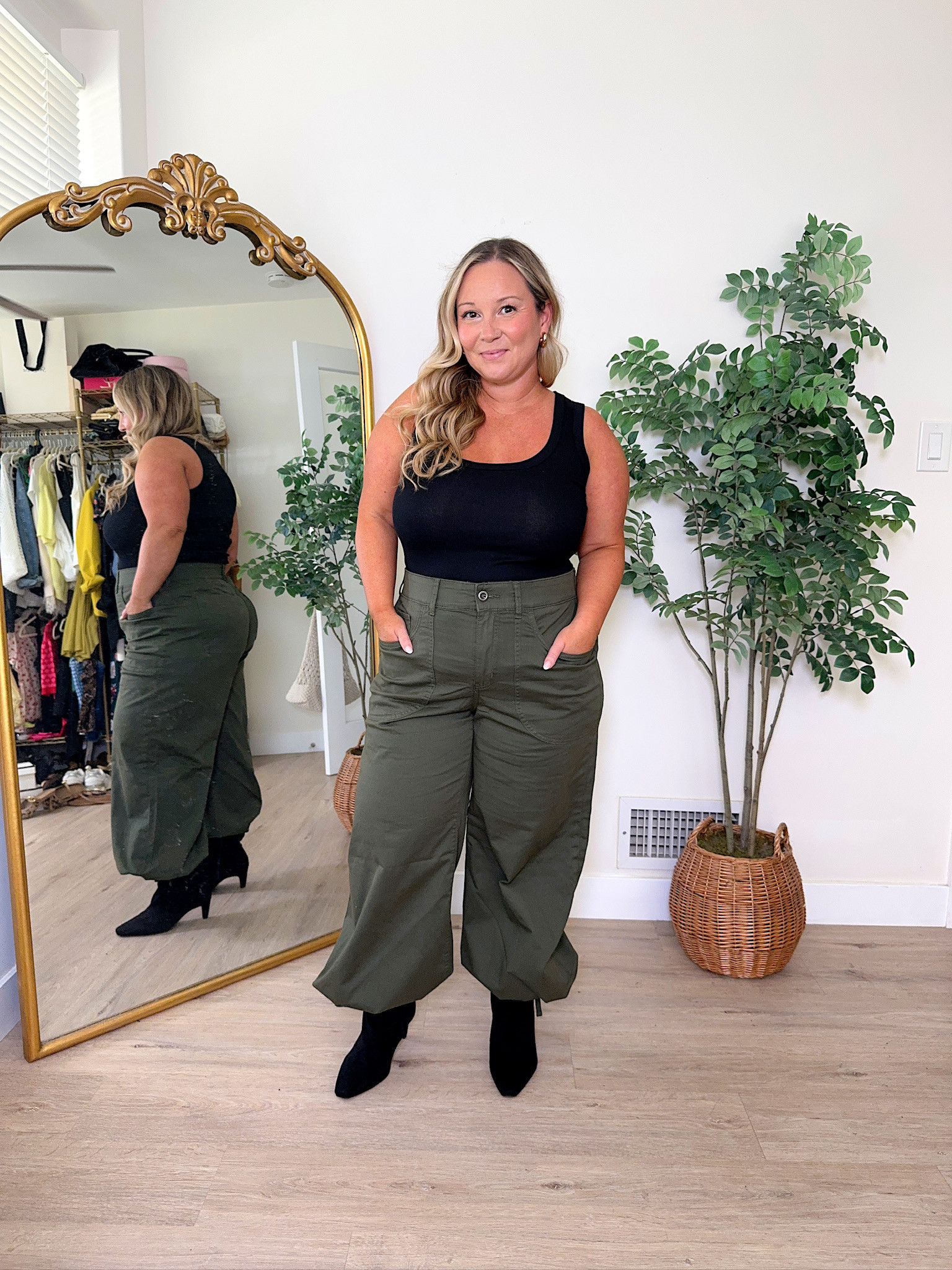 Such a good fall look from Torrid! 🖤 Wearing a 00/10 in the tank + pants (short length), and the boots are Torrid too!





Torrid outfit, Torrid pants, olive green pants, black tank, black boots, fall outfit, curvy fashion, fall fashion, casual fall outfit, mid size, petite, shelli enright, stylenright 

 #LTKootd #LTKSeasonal