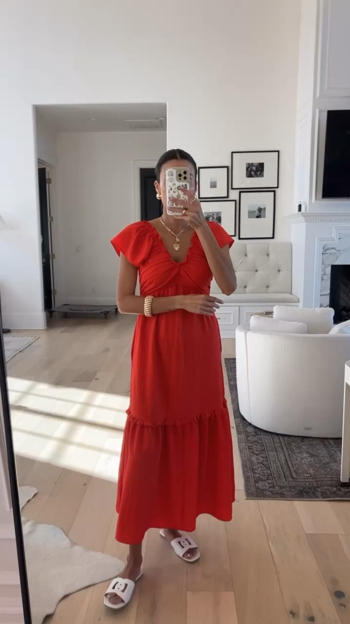 Loving this red dress for spring and it’s under $30!!  It’s such great quality and has pockets 🙌🏼  comes in black too! I’m wearing size XS 

#WalmartPartner @WalmartFashion @sofiavergara

Spring dress, summer dress, red dress, Easter dress, Walmart fashion  

#LTKFindsUnder50 #LTKWatchNow #LTKSeasonal