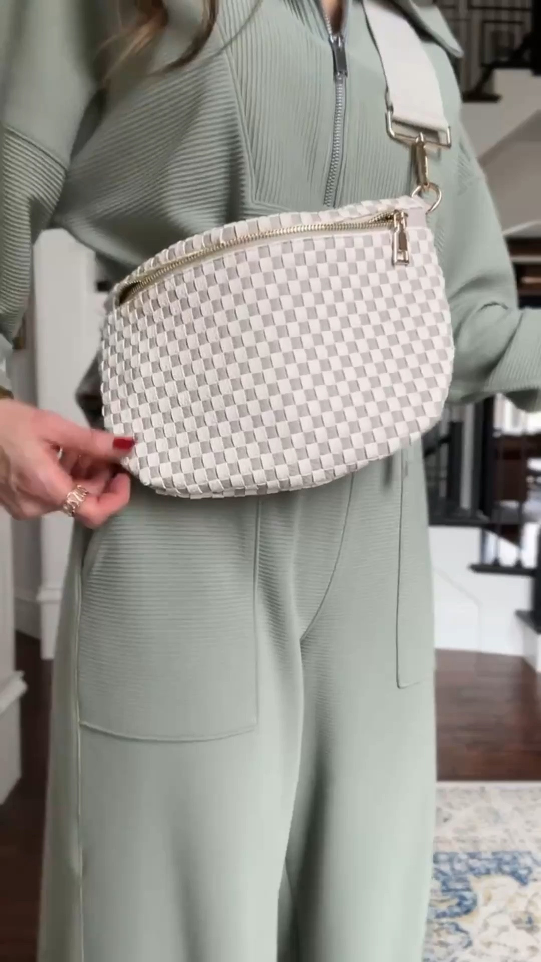 Did you grab one of these @amazon bags!? Elevate it by adding a chain- so easy and fun! 

#LTKdayinmylife #LTKootd