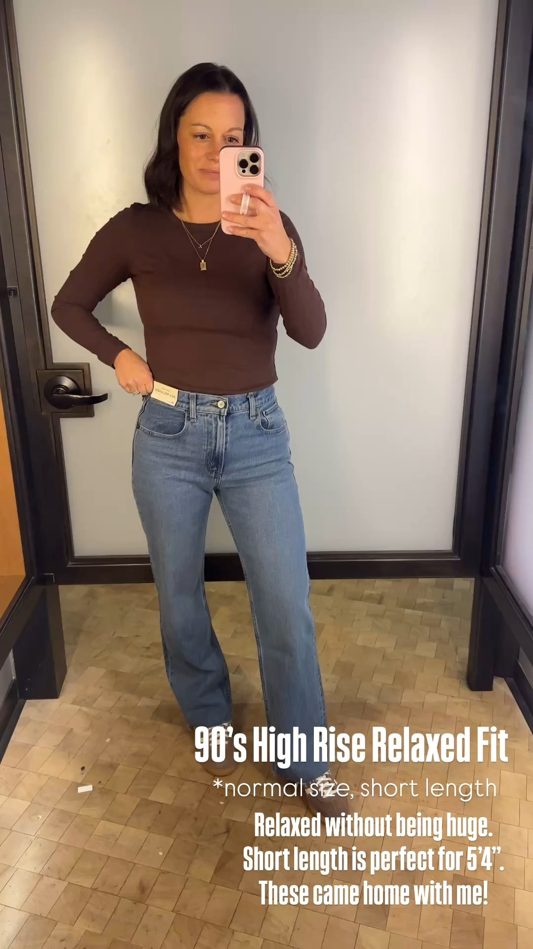 Abercrombie jeans in 90’s relaxed fit! Wearing my normal size in the short length and I am 5’4”.

26 short

#LTKmomlife #LTKOver40 #LTKootd