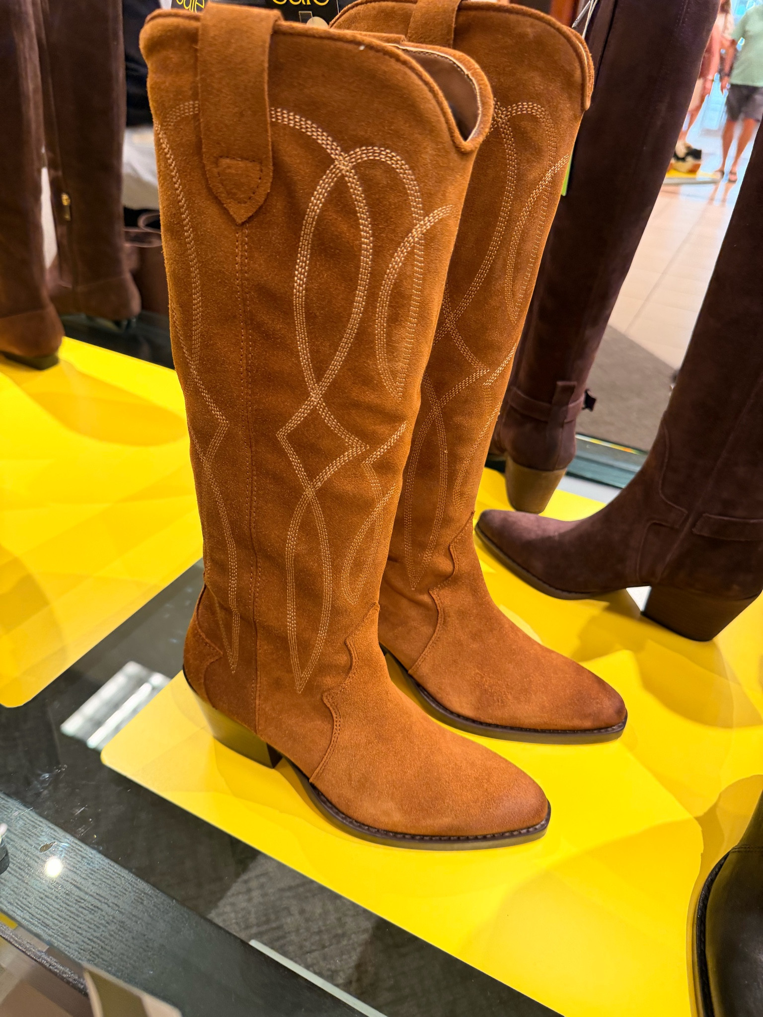 My favorite Nsale boots 👢 

Nordstrom anniversary sale 🩷

#LTKmomlife #LTKgrwm #LTKootd