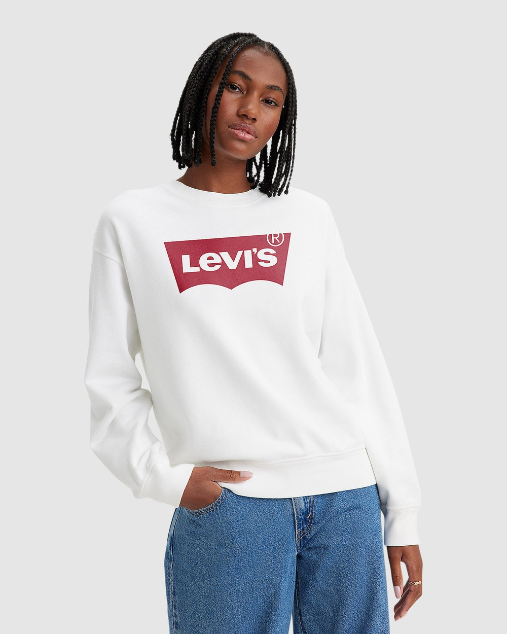 Levi's - Standard Crew Neck Sweatshirt - Sweats (White) Standard Crew Neck Sweatshirt | THE ICONIC (AU & NZ)