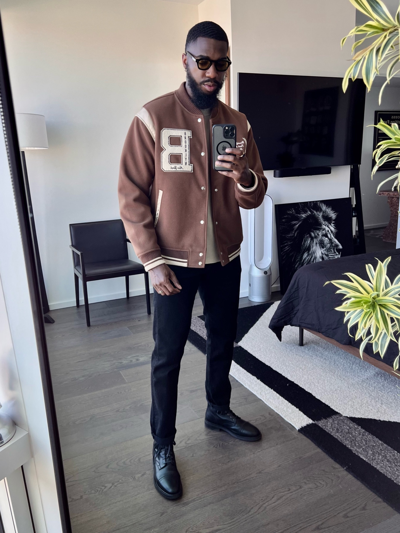 Casual everyday varsity jacket outfit. Links to all items down below ⬇️!

#LTKmens