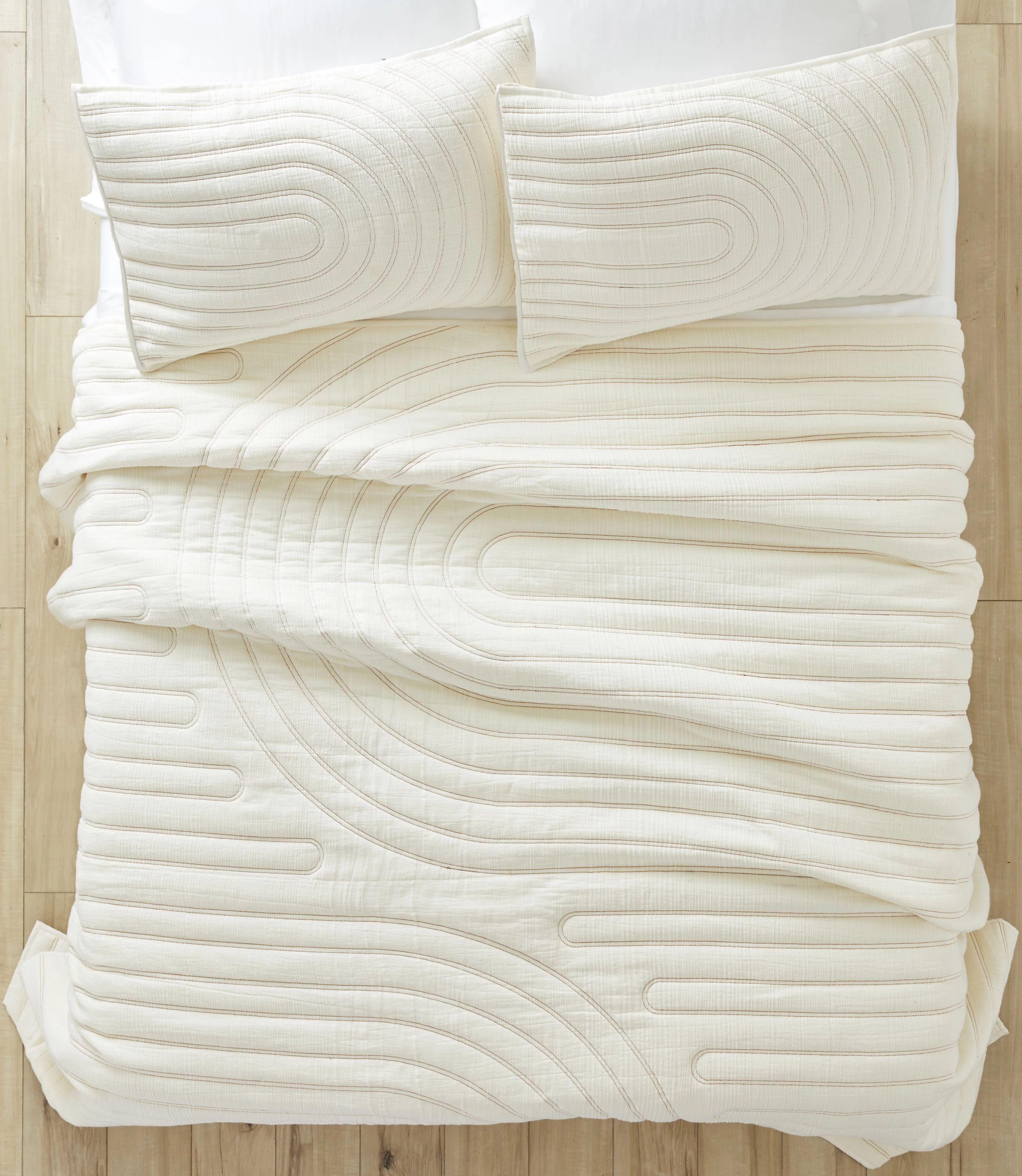 Better Homes & Gardens White Textured Arched Cotton Quilt, Queen | Walmart (US)