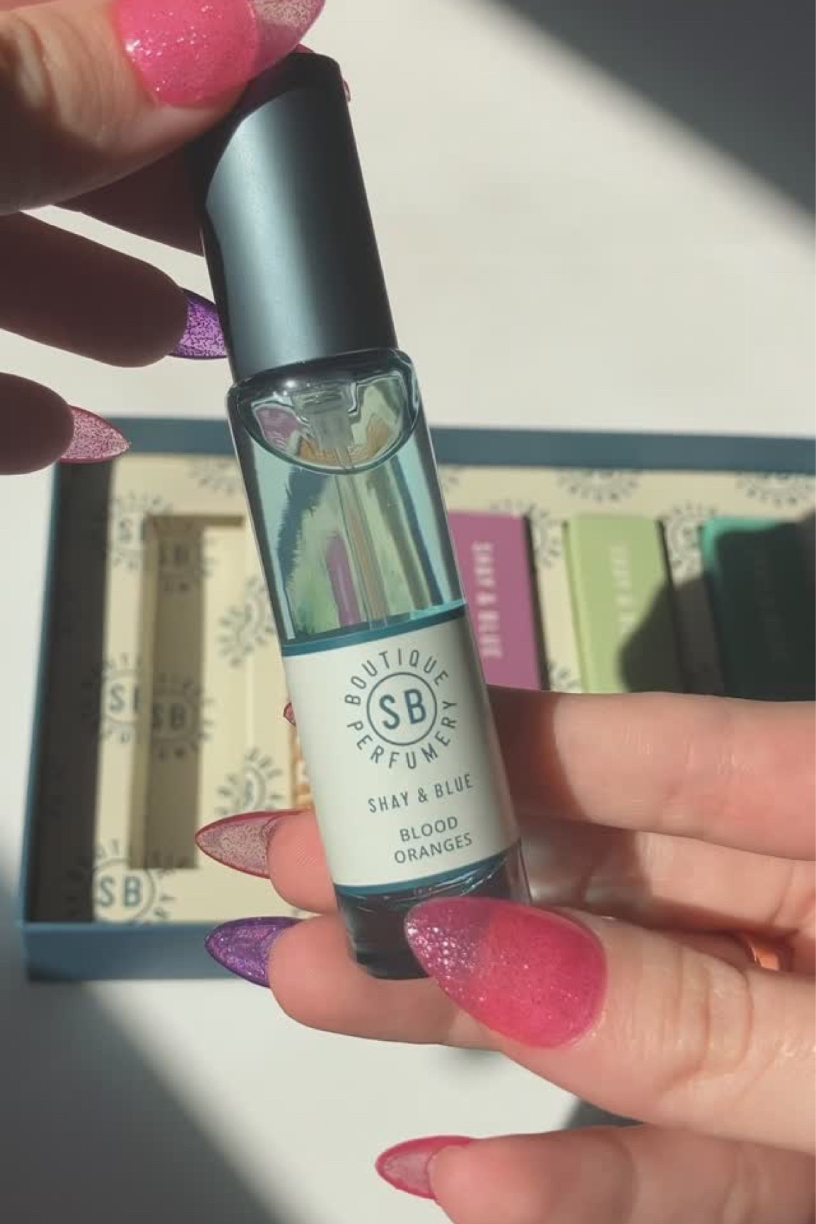 🧡 @shayandblue Unisex, clean, cruelty free, and sustainable fragrances! #gifted

🍊 Blood Oranges - zesty orange, musk, woods, smoky leather 

🍫 Salt Caramel - caramel, tonka bean, sandalwood, sea salt

🌷 Black Tulip - tulip, plum, white chocolate, wood

🍏 Melrose Apple Blossom - salted toffee apple, lemon bamboo, amber

🍓 Lilacs & Gooseberries - lilacs, gooseberries, amber 

Use code BROOKEC to get a discount on your Shay & Blue order! 

.
.
.
.

#shayandblue #fragrance #perfume #cleanbeauty #cleanfragrance #ugc #beautyugc