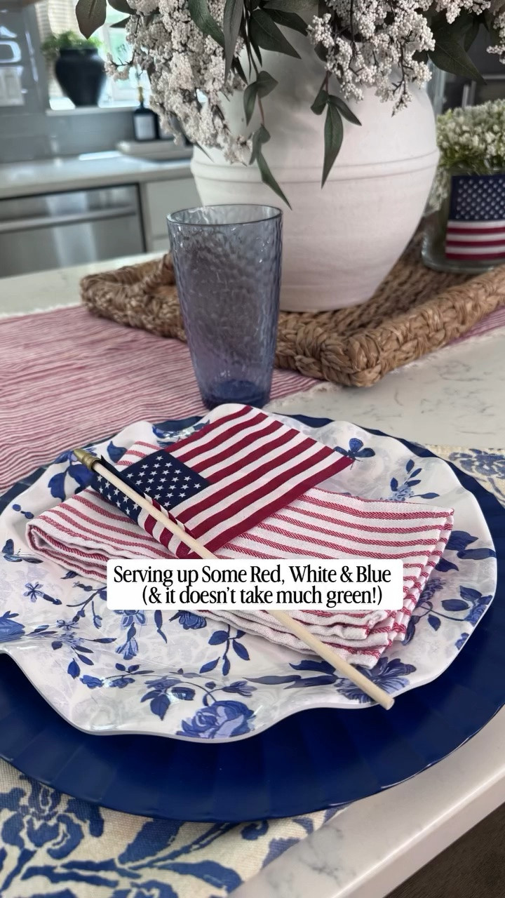 I love creating little seasonal moments around my home, and this summer, it’s all about the Red, White & Blue for the 250th bday of America!🇺🇸♥️🤍💙🇺🇸 Bonus, it’s all super affordable! 

🛒🔗Comment SHOP for links and I’ll DM you the links to everything! 🔗🛒

#reels #redwhiteandblue🇺🇸 #homedecor #4thofjuly #table