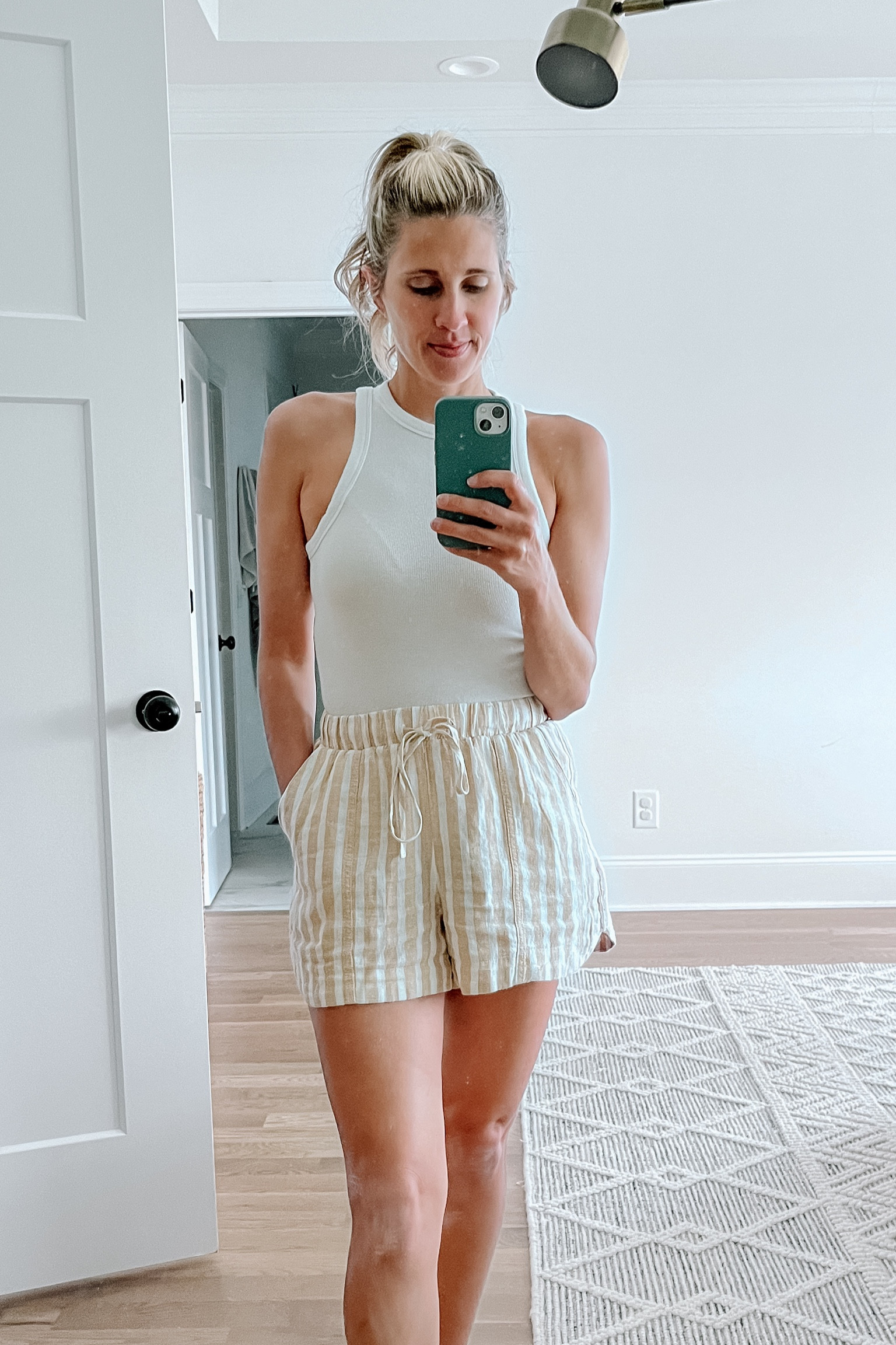 Impulse bought these shorts at target yesterday and they’re a 10/10.



#LTKStyleTip #LTKSeasonal #LTKFindsUnder50