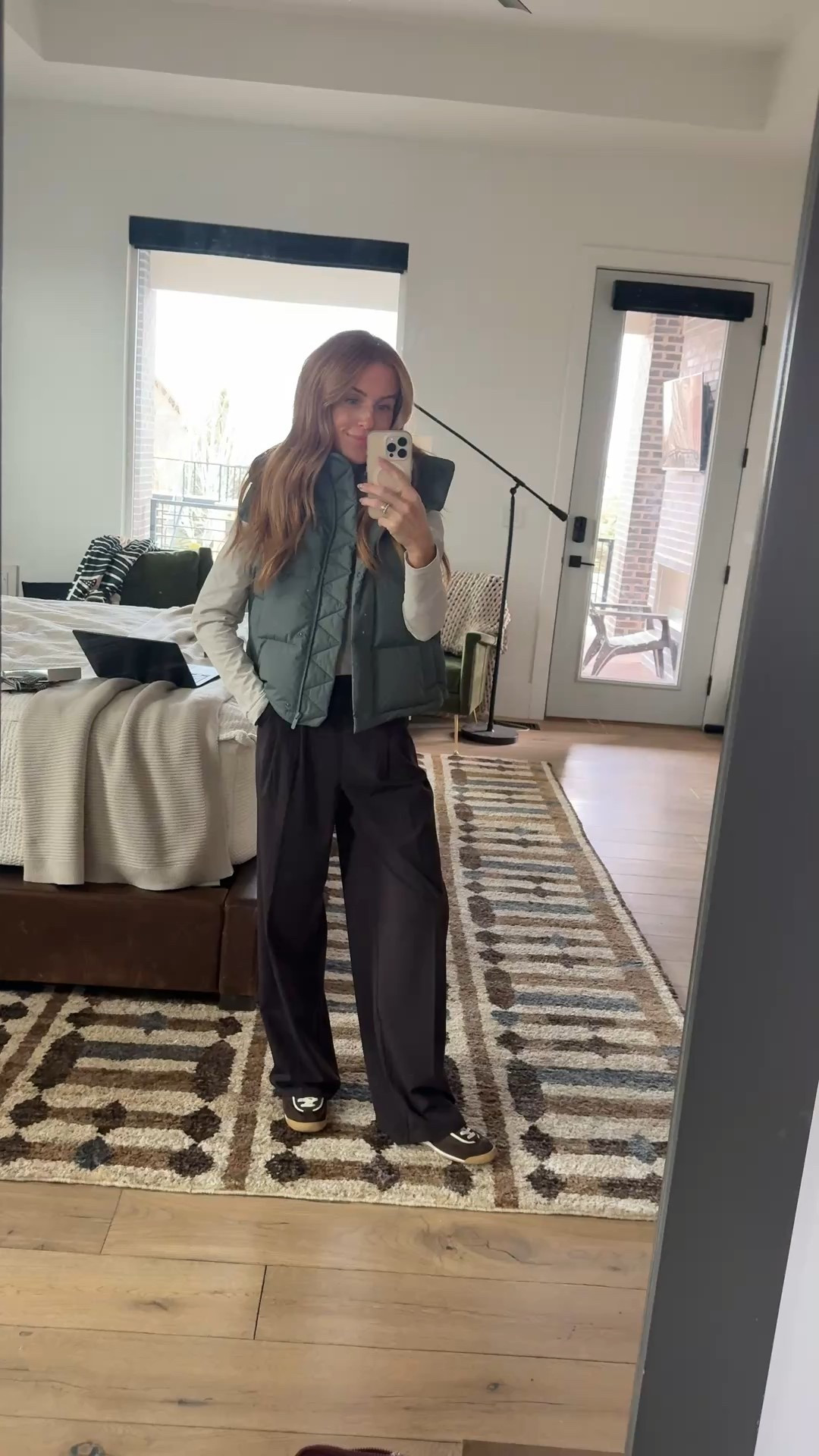 I love how timeless @lululemon clothing is.. I have had this vest for a couple years and love it! The trousers fit so good.. this long sleeve is a staple as well. 

Sizing: 
4 in vest 
XS regular length in trousers 
6 in long sleeve 

@lululemon #ad #lululemoncreator