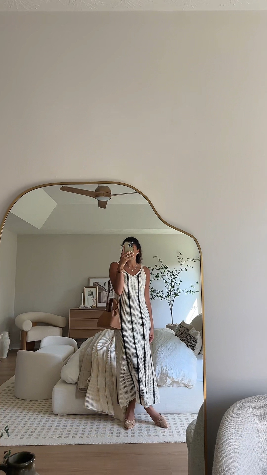 Summer dress! Euro inspired! 
Knit dress- maxi dress 
Summer fashion- fashion inspo- styling- bag- handbag- polene- gold jewelry- necklace summer fashion summer dress

#LTKShoeCrush #LTKItBag #LTKStyleTip