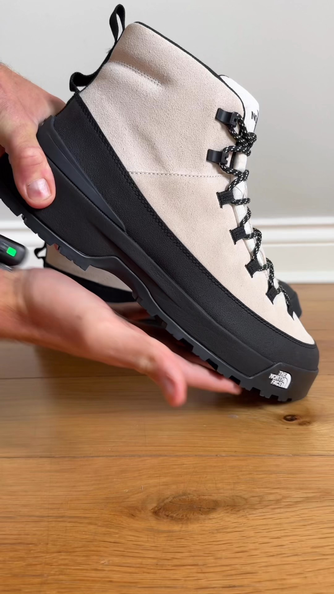 THE NORTH FACE GLENCLYFFE URBAN BOOTS 🥾

•	6mm all-terrain grip lugs

•	Reinforced toe protection

•	TPU heel cradle for stability

•	Surface CTRL rubber outsole

*True to size* 

#LTKeurope #LTKuk #LTKsummer