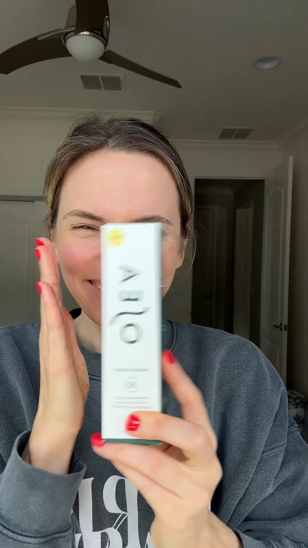 Osea code: LAURENV 🌊 could not be more excited about this CLEAN mineral-based SPF launch, @OSEA Malibu !!! this is my first test and I’m already in love. it lays so well under makeup too. I think I’ll be using it all summer long ☀️love that it’s packed with hyaluronic acid and seaweed to hydrate it and soften the skin and non-nano zinc oxide to protect the skin from uva and uvb rays #cleanspf #mineralspf #oseamalibu #cleansunscreen #cleanskincare #summerskincareroutine

#LTKgrwm #LTKmorningroutine #LTKSeasonal