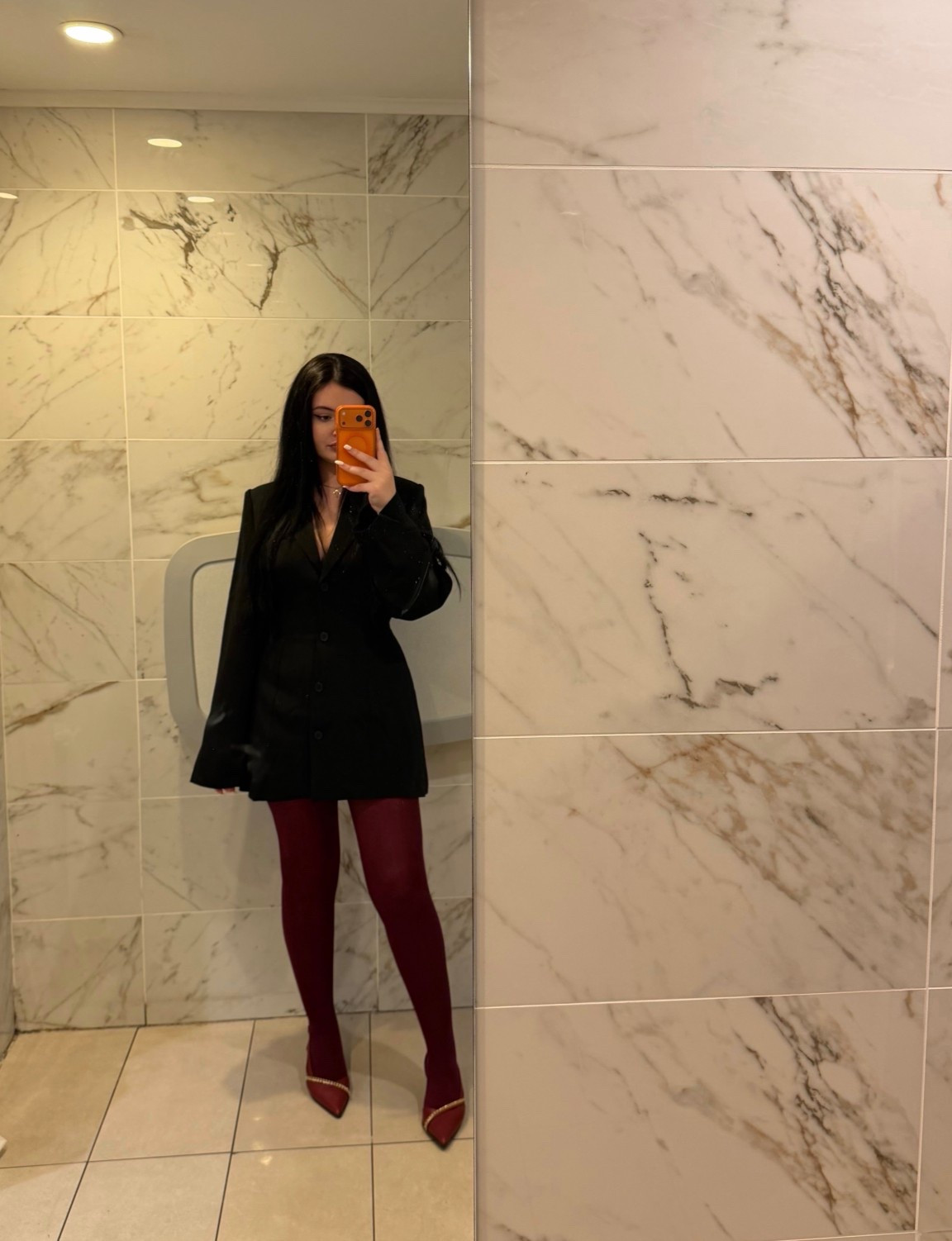 #heels #burgundy

#LTKValentine #LTKgrwm