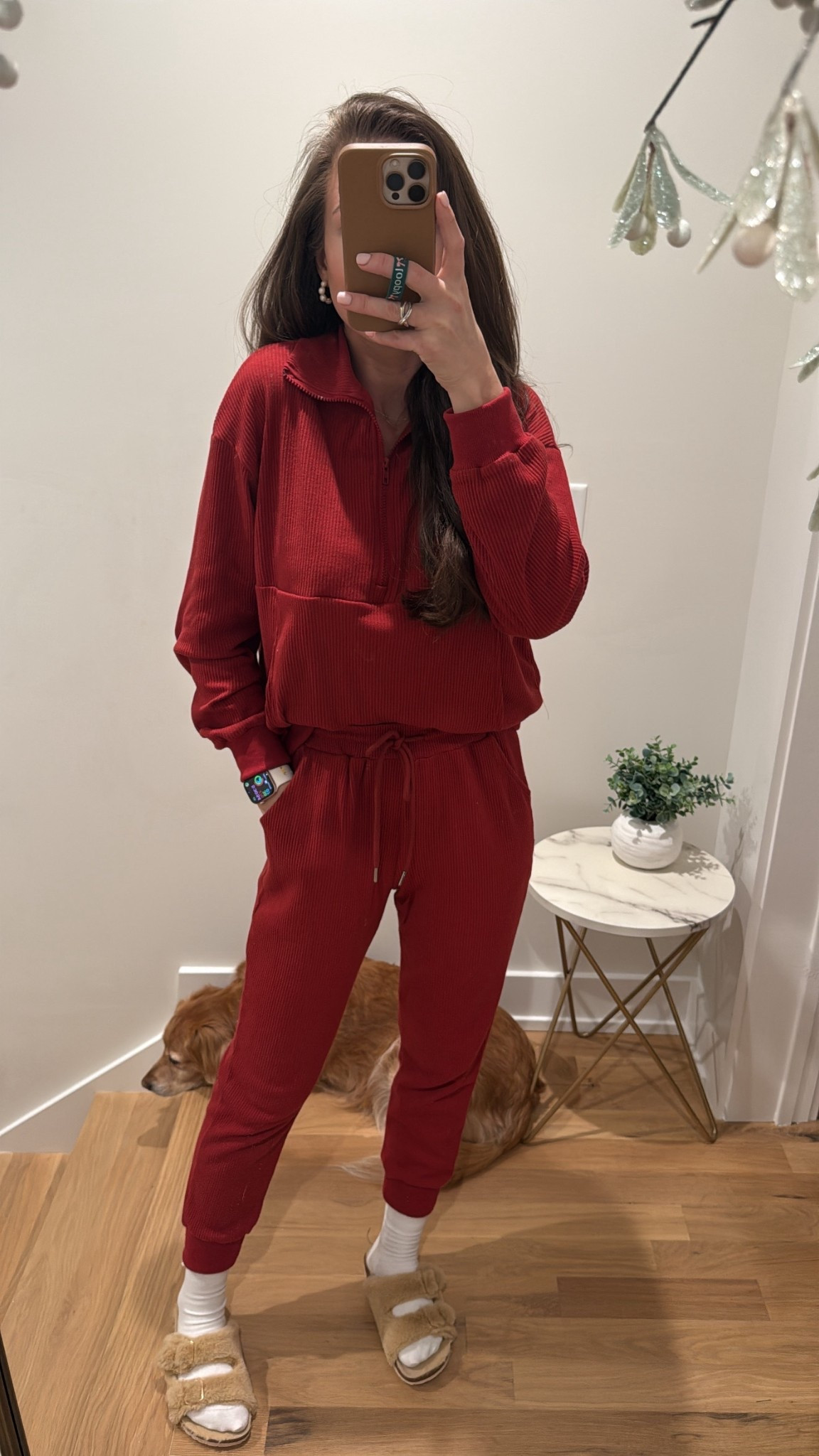 Cute comfy lounge/ travel set 

Amazon lounge, Amazon set, comfy set 