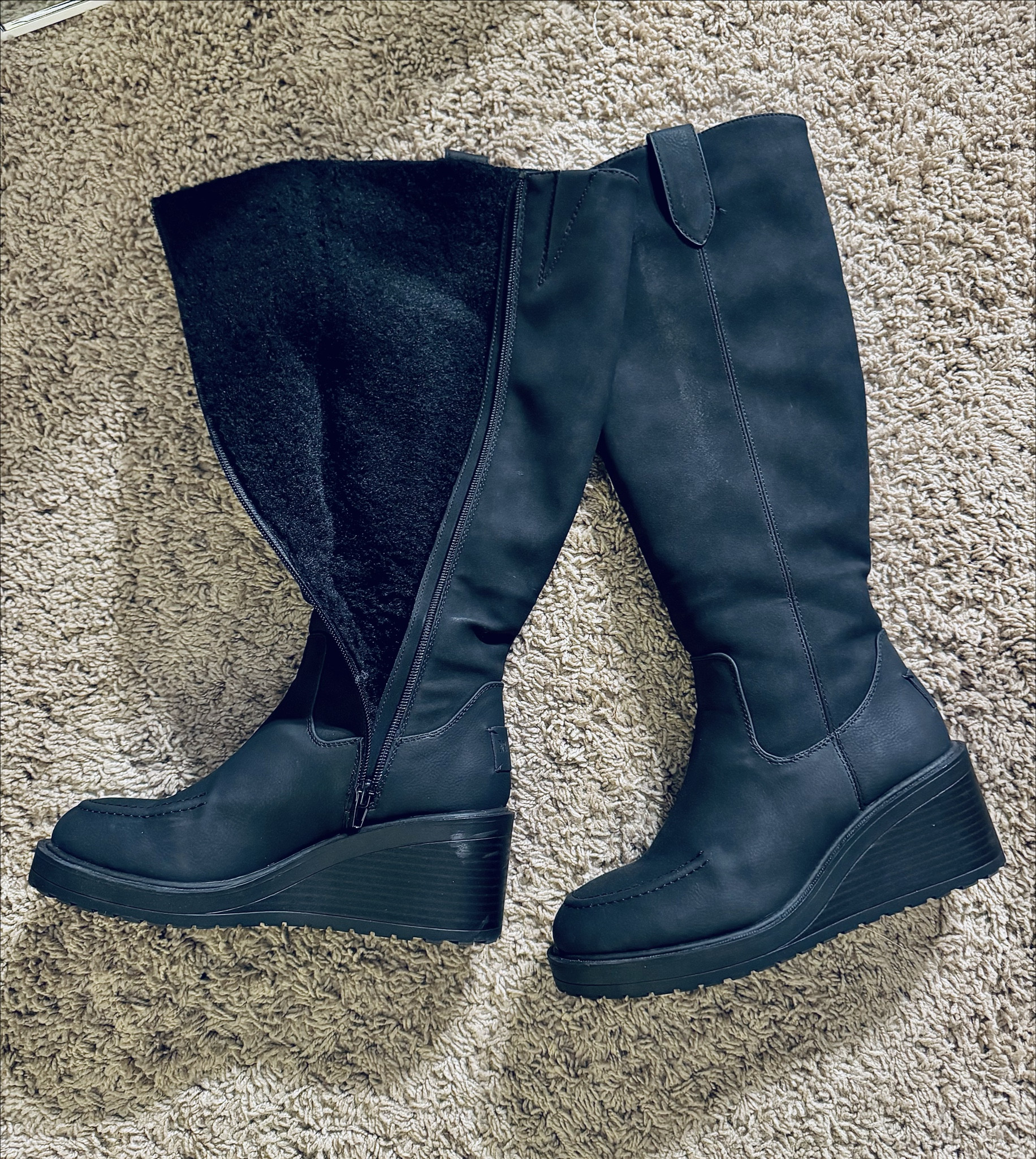 These boots were made for walking! 🚶🏼‍♀️

It has comfort memory foam insoles and a super cozy lining for chilly date nights. 

#LTKSaleAlert #LTKShoeCrush #LTKSeasonal