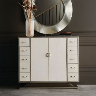 What's In Store Chest | Bloomingdale's (US)