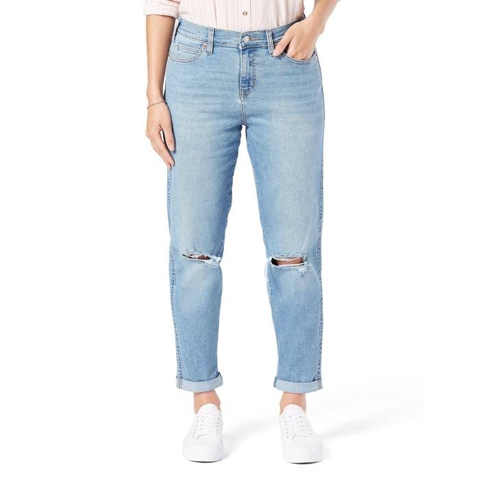 Signature by Levi Strauss & Co.™ Women's Mid Rise Slim Fit Boyfriend Jeans - Walmart.com | Walmart (US)