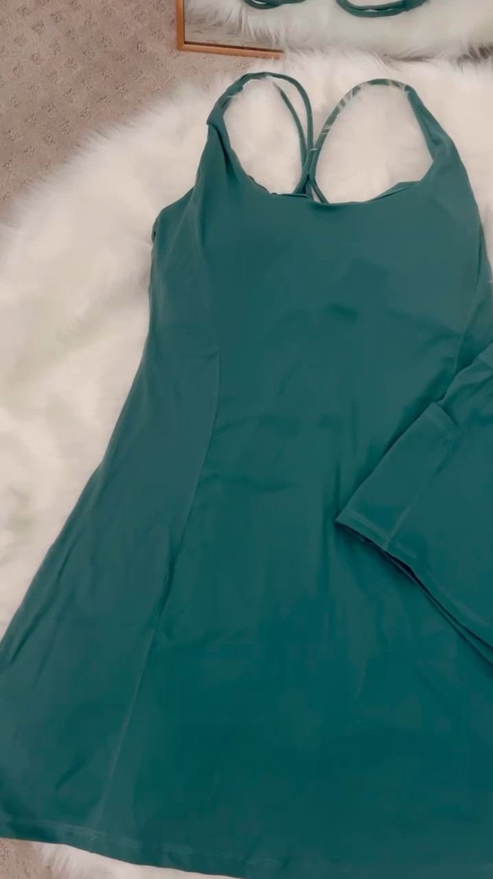 Buttery & soft material. I love how the shorts aren’t connected for easy restroom use! 👏🏼 Plus this green color is sooo pretty. The strap back gives such dainty details. Great for working out or Athliesure wear. Tts or size down one if in between 

#LTKFitness #LTKFindsUnder50 #LTKStyleTip