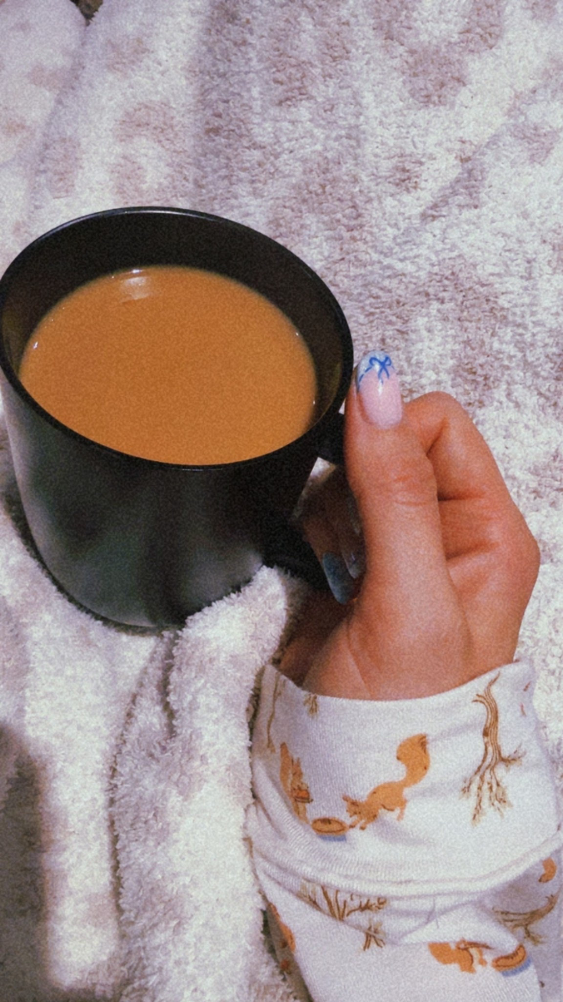 Discovered the SOFTEST jammies on Amazon lately! Happy Sunday ☕️✨

#LTKFindsUnder50 #LTKmomlife #LTKHome