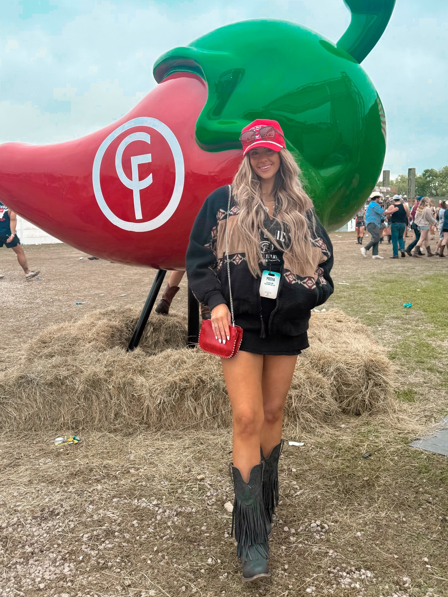 Country Festival Outfit💌
!! The hat and tank top are not exact, but super close. 

#LTKFestival #LTKSeasonal #LTKStyleTip