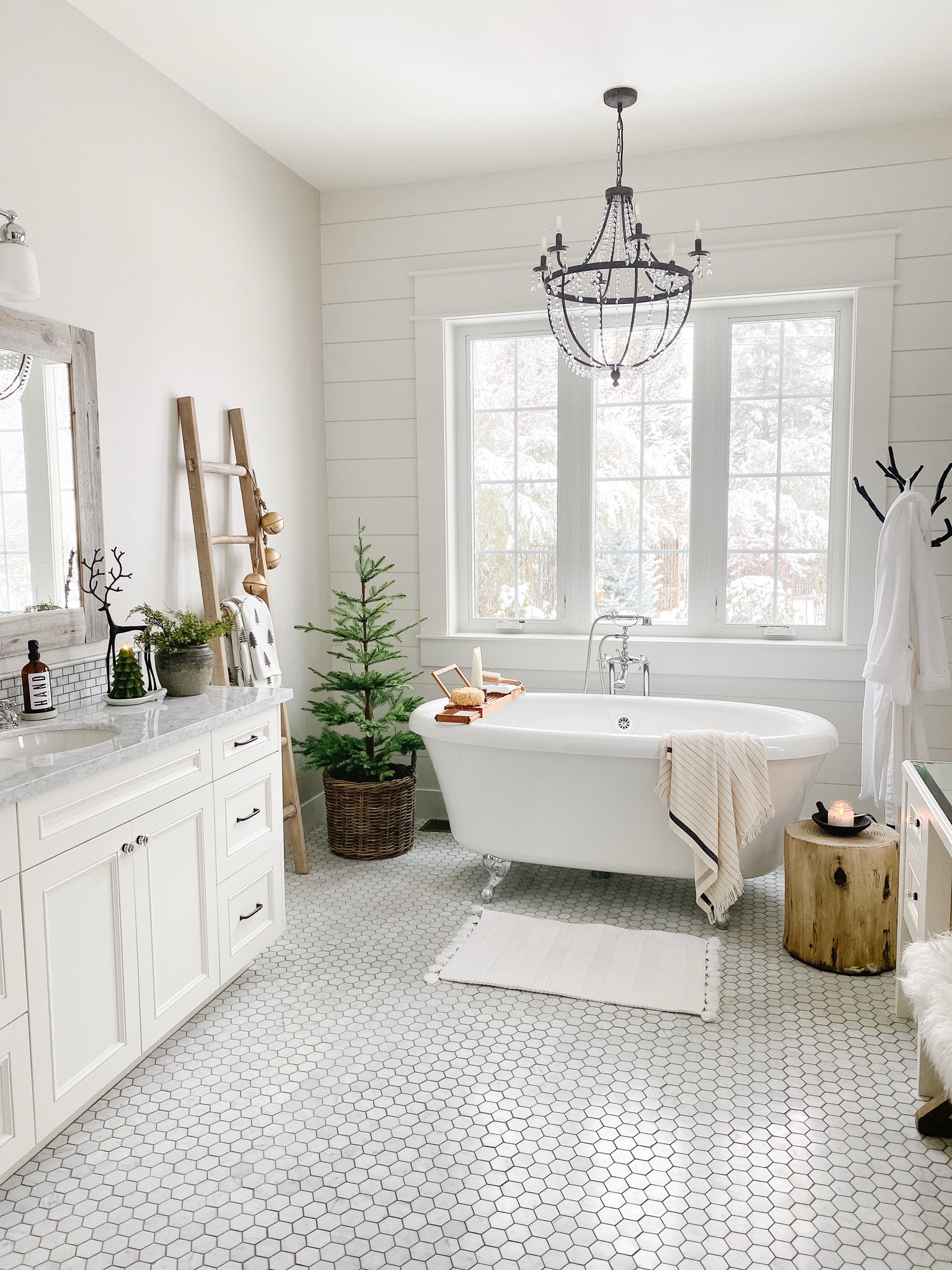 Holiday Bathroom
Christmas tree
Reindeer
Winter

#LTKSeasonal #LTKHome