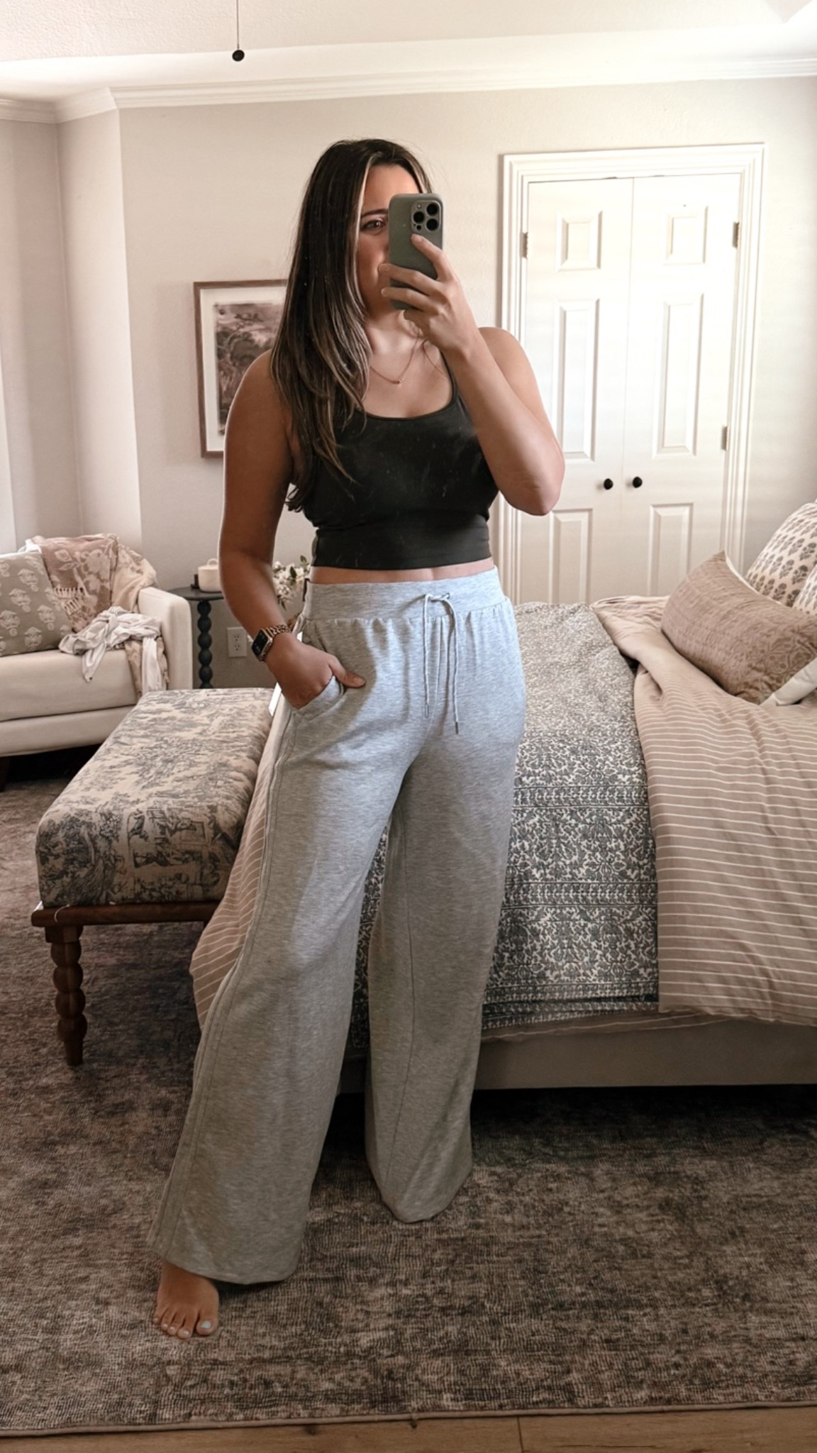 I LOVE these sweatpants! They’re butter-soft and lightweight and the PERFECT LENGTH for tall girls