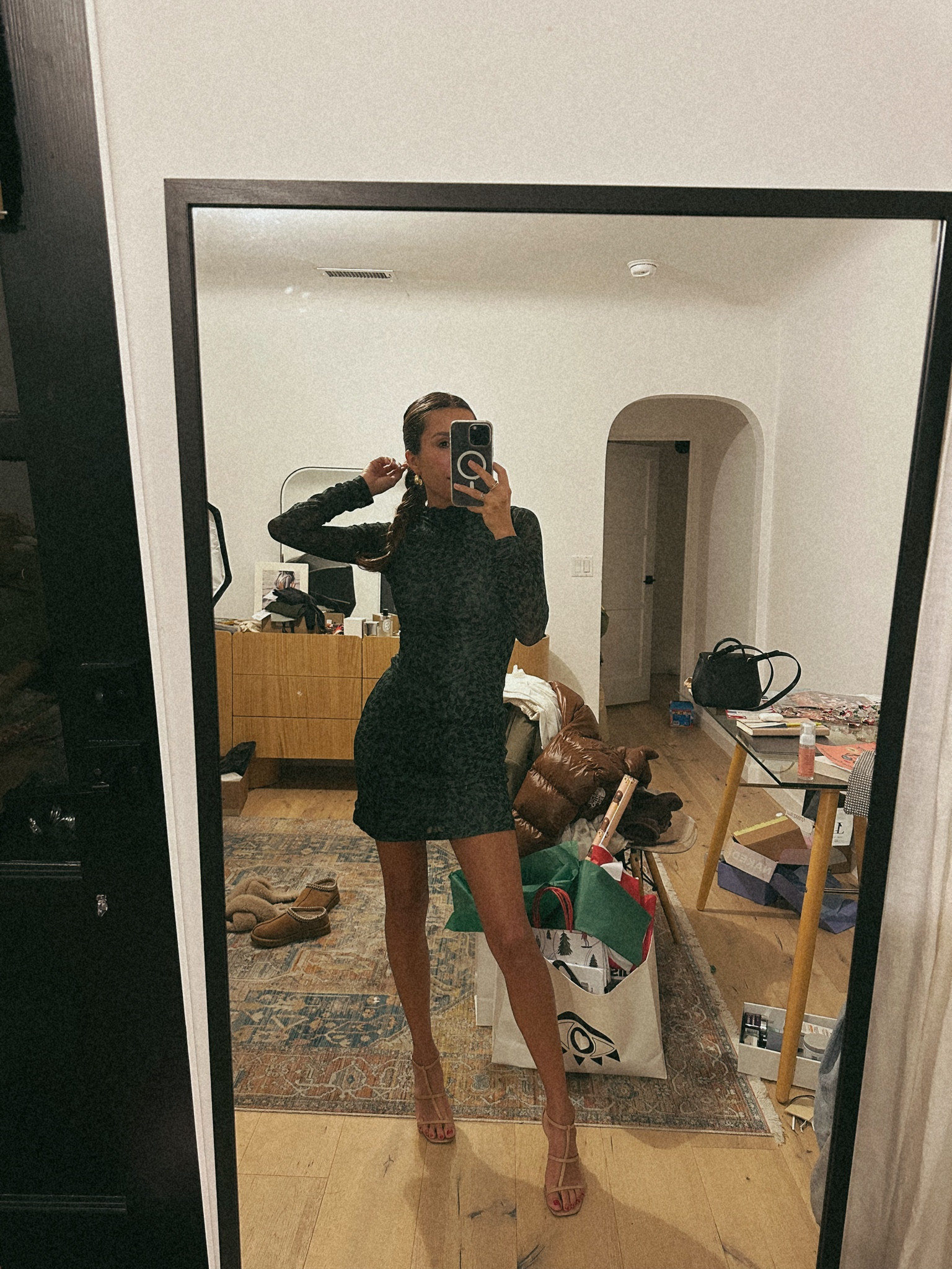 Cutie long sleeve dress for the holidays plus my current night time makeup from Sephora

#LTKHoliday #LTKbeauty #LTKstyletip