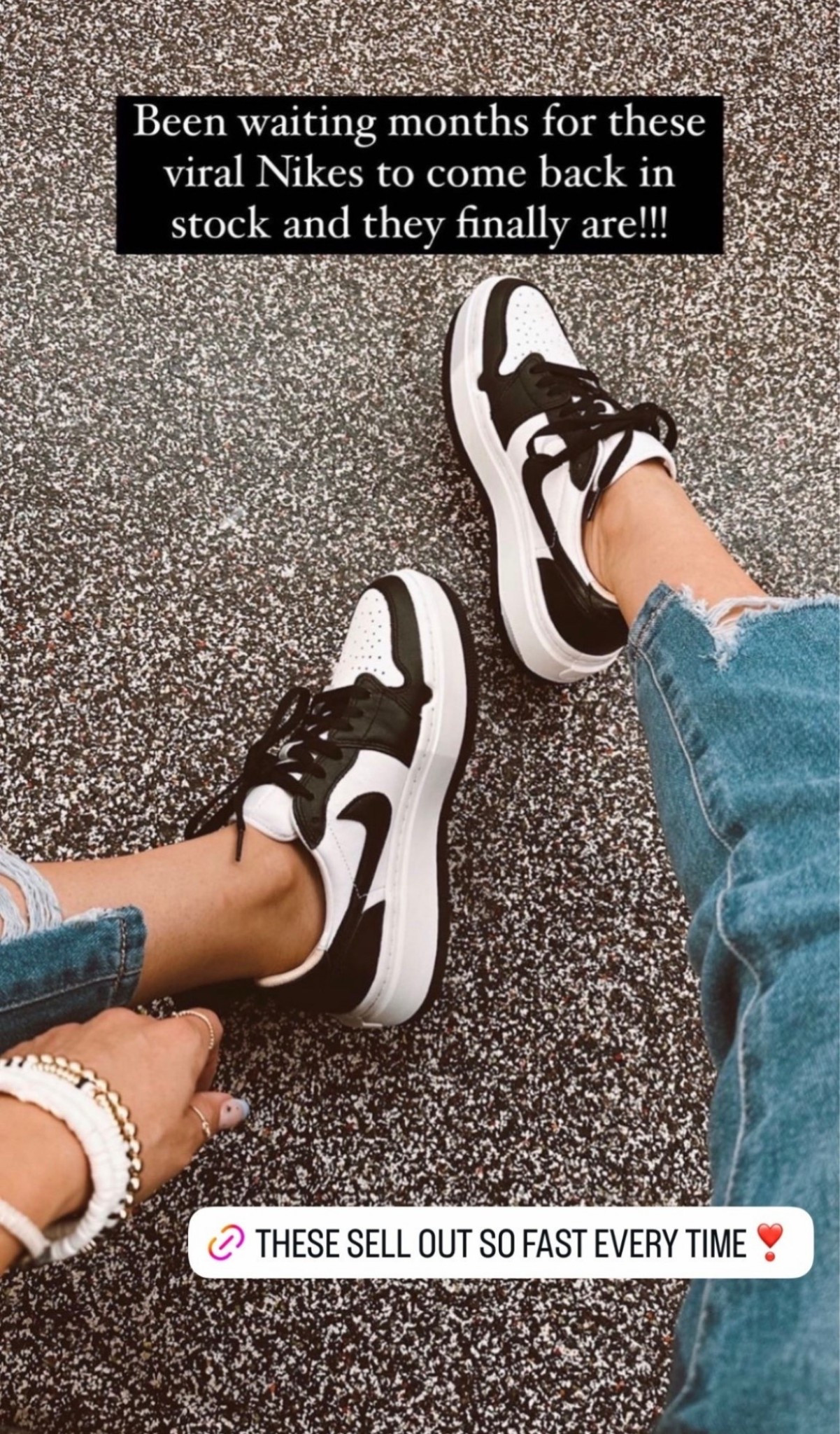 🤍 RESTOCK❣️these viral Nikes won’t stay in stock very long. 