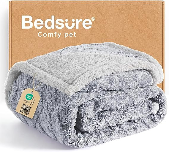 Bedsure Waterproof Dog Blankets for Large Dogs - Pet Blanket for Couch Protector Washable, Premiu... | Amazon (US)