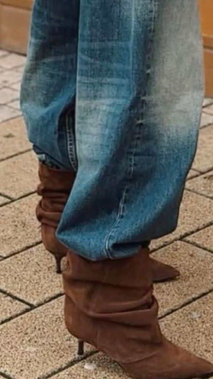 Love this look with a oversized barrel or wide leg pant jean + slouchy boots 👢 
For an 80’s vibe ❤️

#LTKSeasonal #LTKWorkwear #LTKTravel