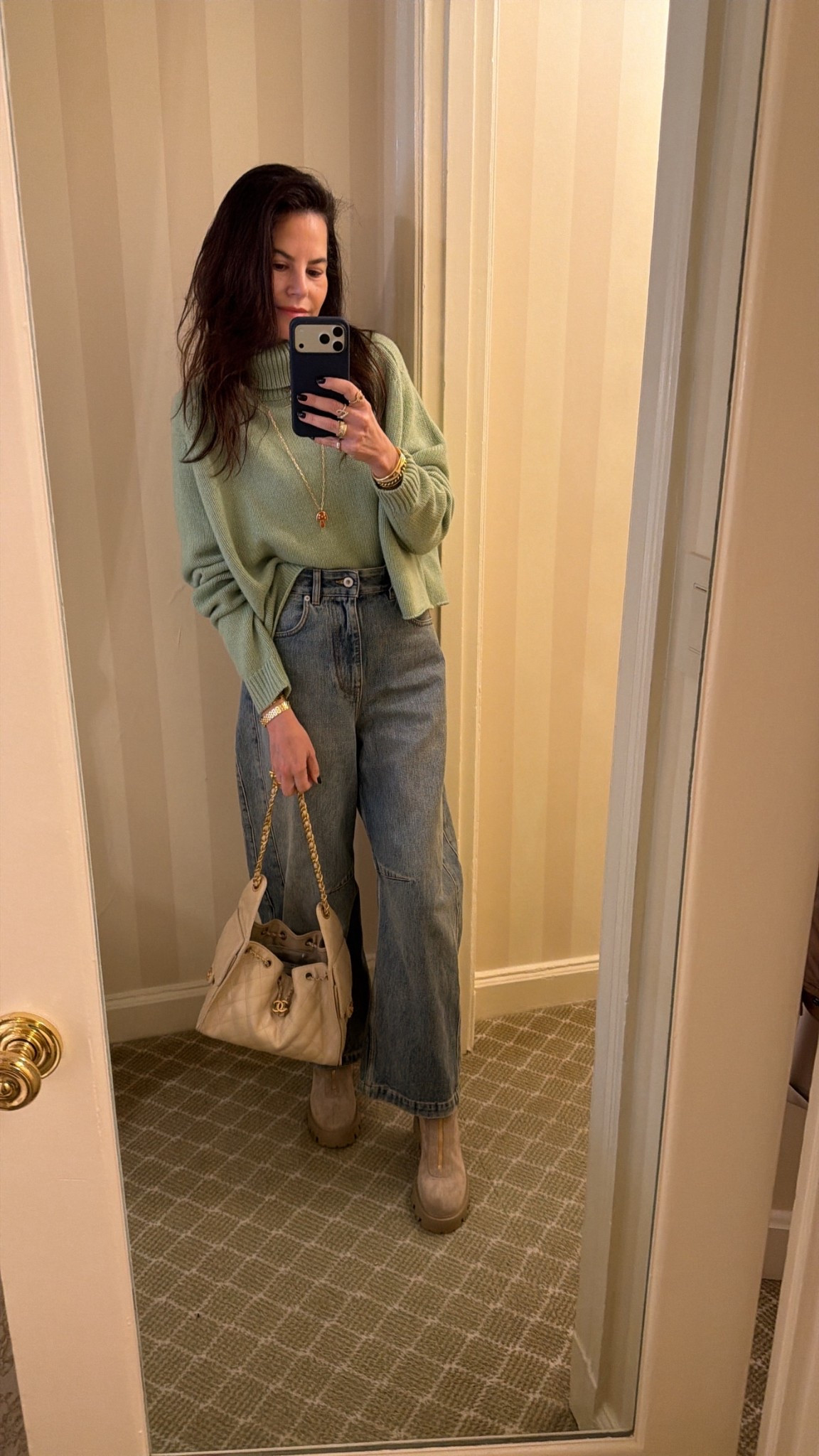 Winter outfit inspo! Linking looks for less too 


Women’s fashion, winter fashion, winter style, winter outfits, winter outfit inspo, winter ootd, holiday fashion, holiday style, holiday outfits, Miami fashion, winter in Miami, sweater






#LTKOver40 #LTKootd #LTKHoliday