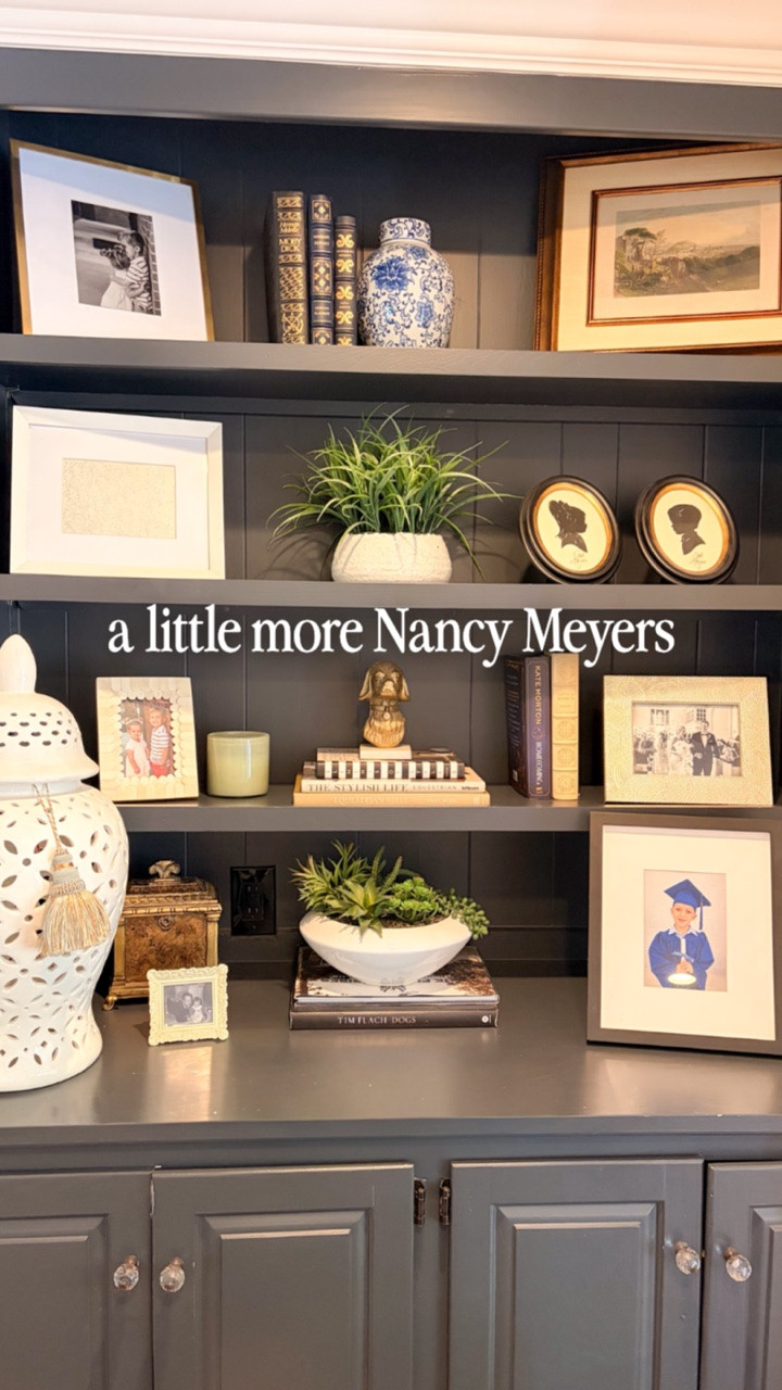 happier when life feels a little more Nancy Meyers 🤍

fresh flowers, layered beds, pretty dishes, soft lighting, meaningful little details around the house… none of it has to be extravagant to make everyday life feel beautiful.

the little things really do change the feeling of a home.

#nancymeyersaesthetic #traditionalhome #cozyhome #elevatedeveryday #homedecorideas