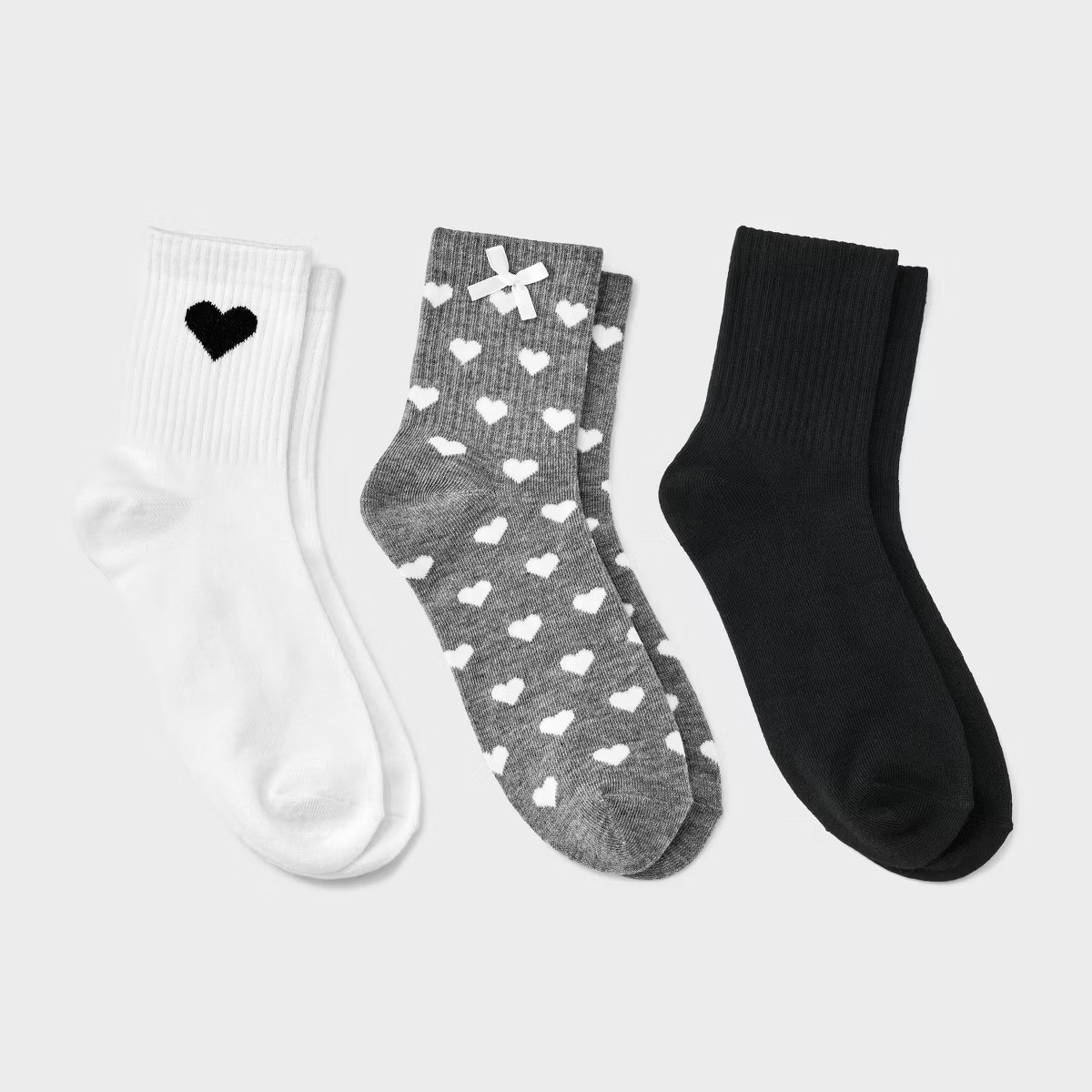 Women's Bow Hearts Ribbed Valentine's Day 3pk Mid Crew Socks - Gray/Black/White 4-10 | Target