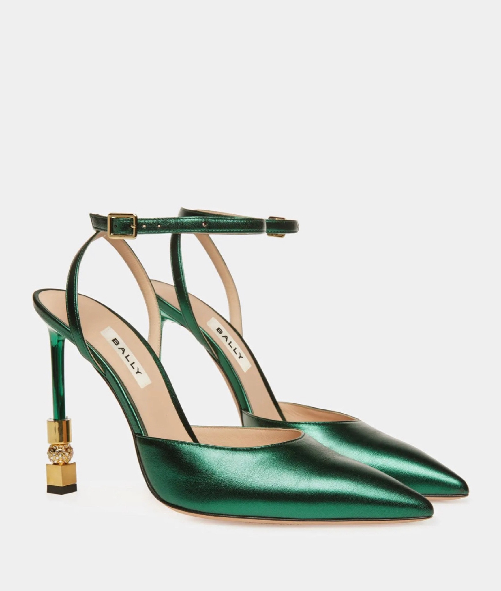 Love the green in the Block Ankle Strap Pump In Metallic Leather

#LTKGiftGuide #LTKshoecrush #LTKstyletip