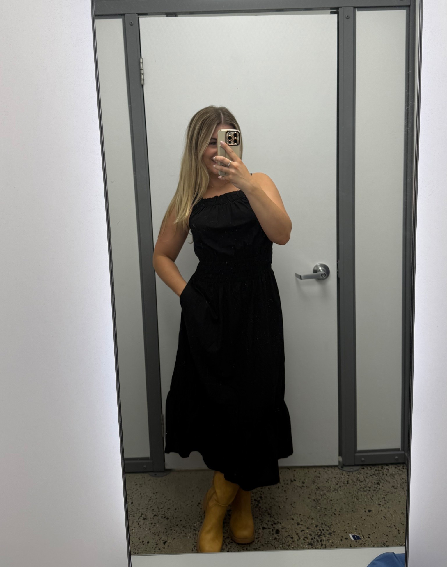 Cutiest black midi dress!! And there’s pockets! 🖤 so so flattering with cinched waist. Perfect for any season! 

#LTKStyleTip #LTKSeasonal #LTKFindsUnder50