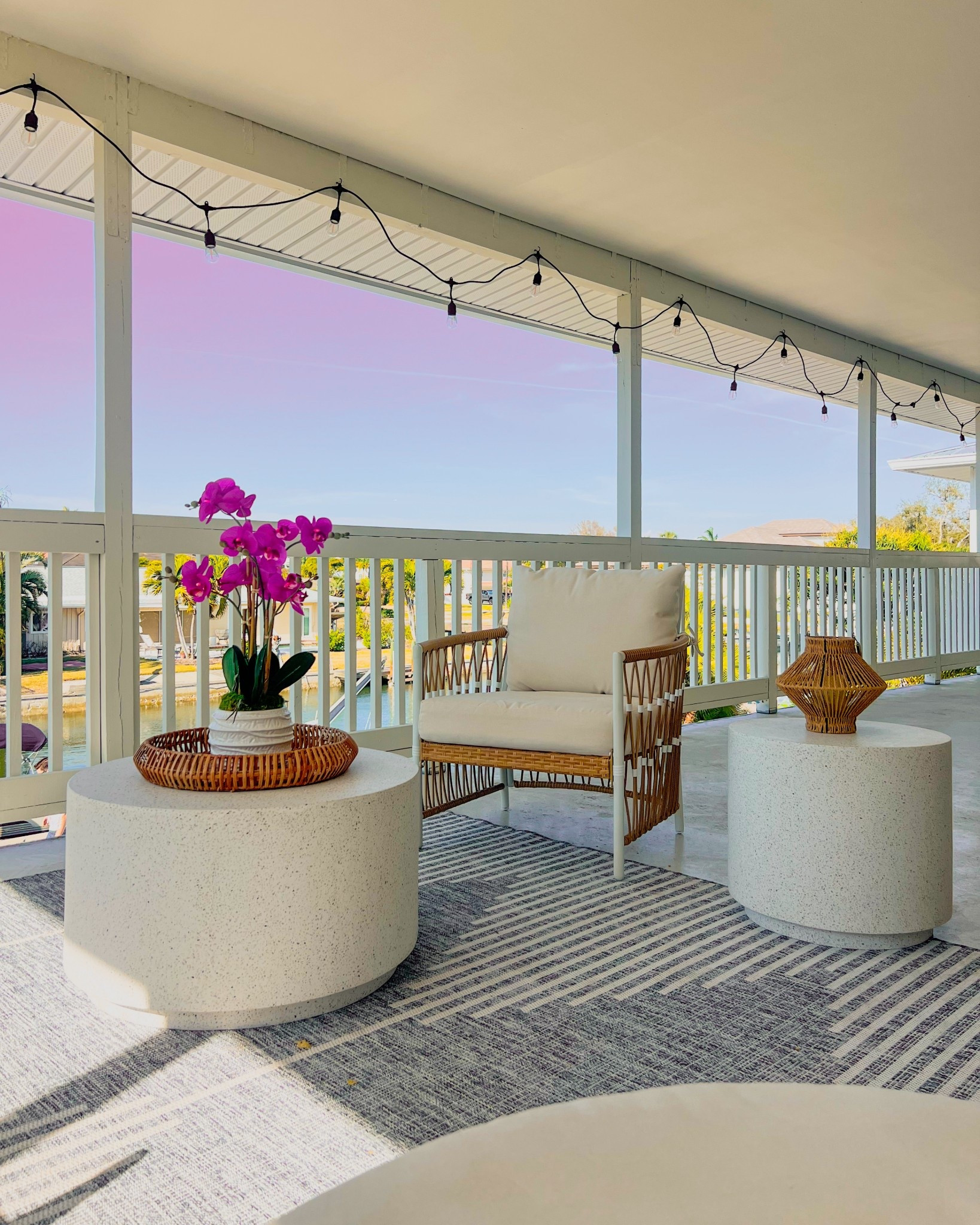 Spring coastal patio decor

#LTKHome