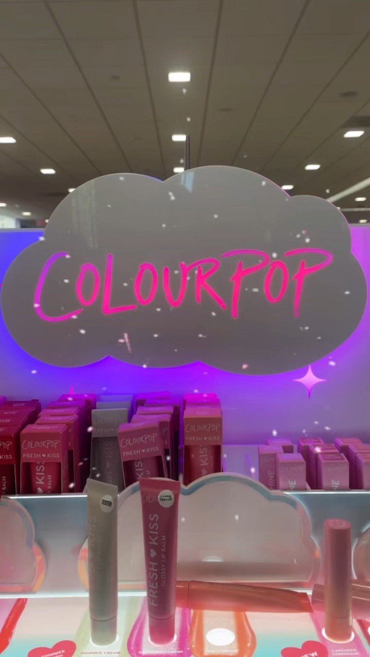 #ad #colourpop #cppartner Ulta basket challenge- pink products only @colourpopcosmetics has the best of pink products!!!🙌🩷🎀😍 I love wearing pretty pink shades in everything from lippies, blushes, and eyeshadows!!💄🥰 You can’t go wrong with these!!🤩 What’s your favorite way to wear pink makeup?🤔 









#colourpopbesties #ultabeauty

#LTKBeauty #LTKdayinmylife #LTKmomlife
