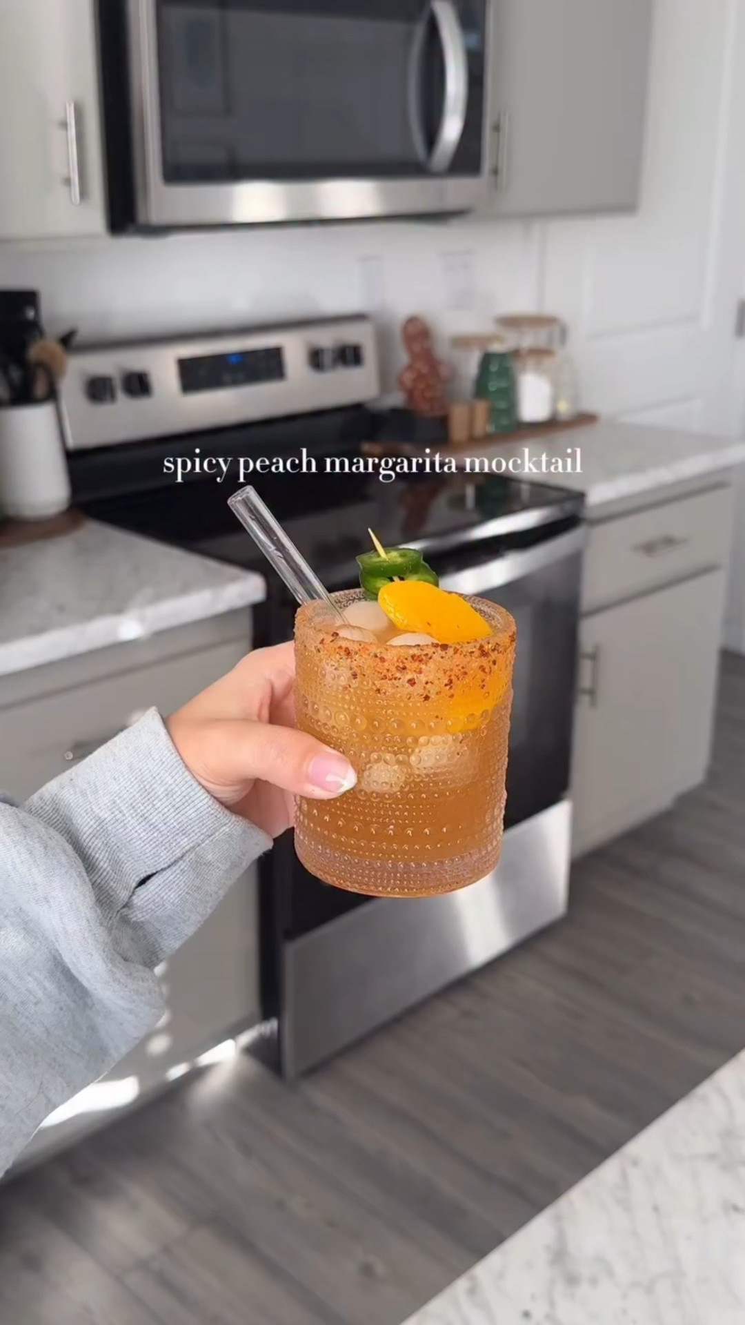 Sweet, spicy, hydrated.

A delicious and refreshing peach marg mocktail ft. @drinkpirq electrolytes because we’re keeping the vibes high and the hydration higher 🍑🫶🏻🌶️

Recipe (save this!):

1 oz peach syrup

1 oz lime juice

4 oz water

1 packet/serving @drinkpirq Peach Electrolytes

Ice

Club soda

Tajin, lime wedge (for rim)

Jalapeño slices + peach slice (to garnish)

Shake it:

In a shaker, add peach syrup, lime juice, water, and Pirq electrolytes.

Add a handful of ice and shake until chilled.

Prep the glass:

Rim your glass with lime juice and dip into tajin.

Fill the glass with ice.

Pour in 2 oz club soda.

Then pour in 4 oz of your shaken peach mixture.

Garnish with jalapeño slices + a peach slice. Sip cute 🤍🍑🌶️

#foodie #foodblogger #food #electrolytes #pirq #drinkpirq #mocktail #spicypeach #spicypeachmargarita #mocktailrecipe #dayinthelife #homemade #drink #drinkrecipe #wellness #hydration #girlhood #dayinmylifevlog