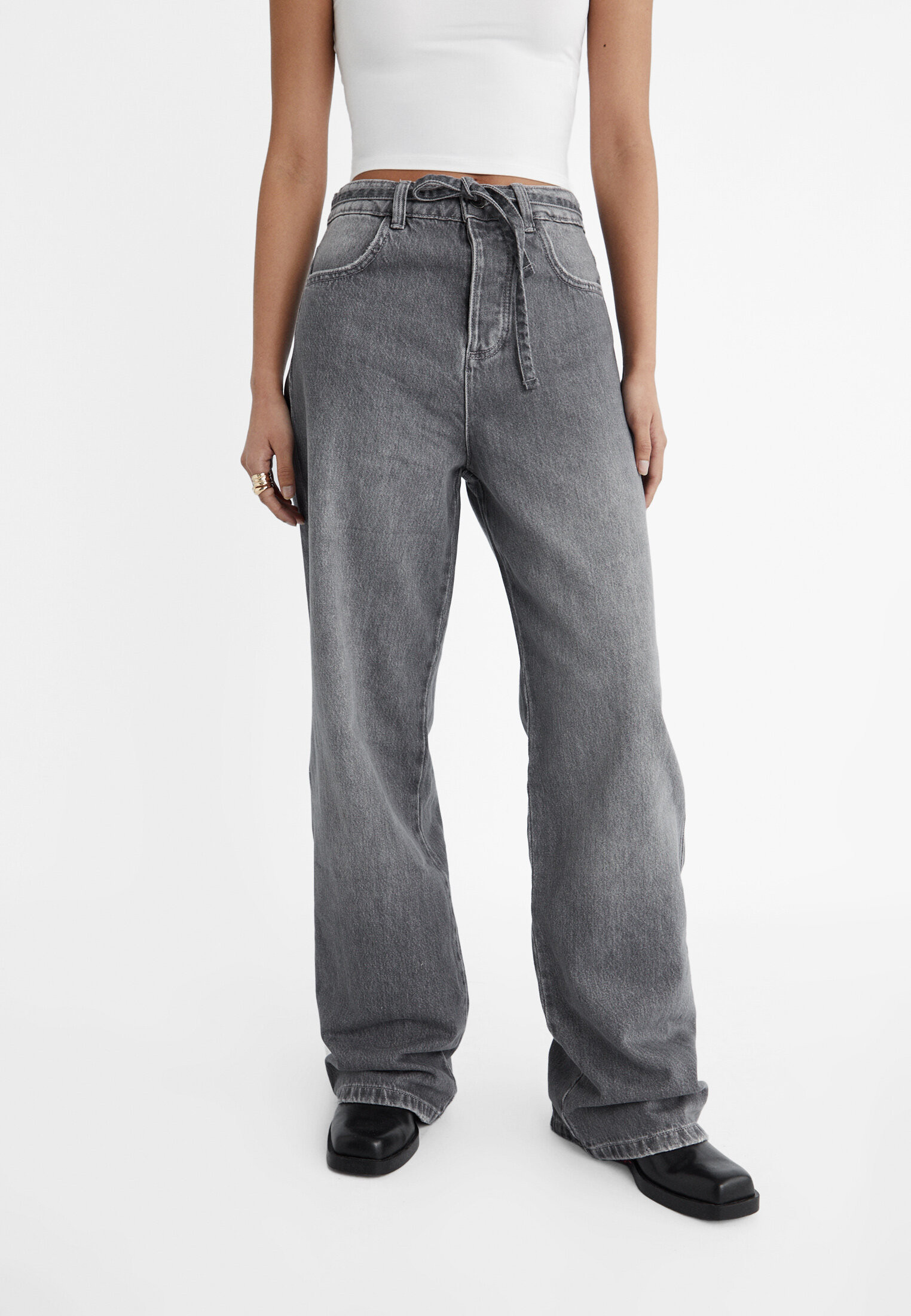 Wide-Leg-Jeans mit Kordel | Stradivarius DE