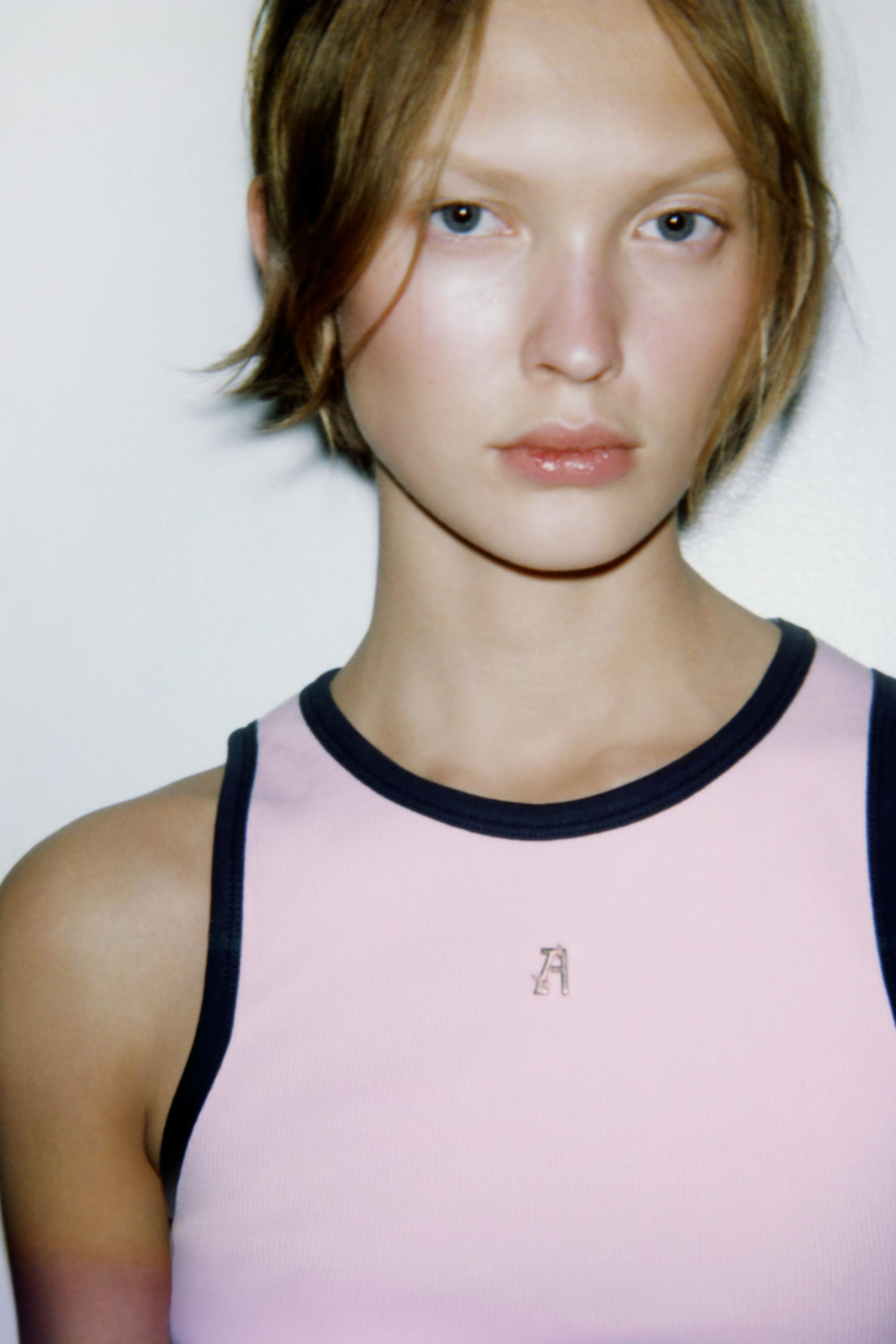 TOP WITH CONTRAST PIPING ZA | Zara NL
