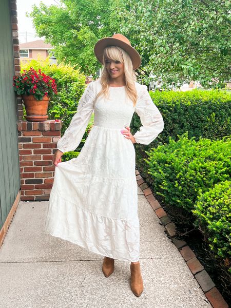 White lace maxi dress from Amazon Fashion - take advantage of the 10% promo code TG1X3N2N6TTL to grab this for $42 (reg. $46.99)! It’s soooo high quality. I am 5’5” and in my usual small! Other colors are available - fall dress - fall transition outfit - fall maxi dress - Amazon Fashion - Amazon finds - Amazon promo code - Amazon deals 


#LTKunder50 #LTKSeasonal #LTKsalealert