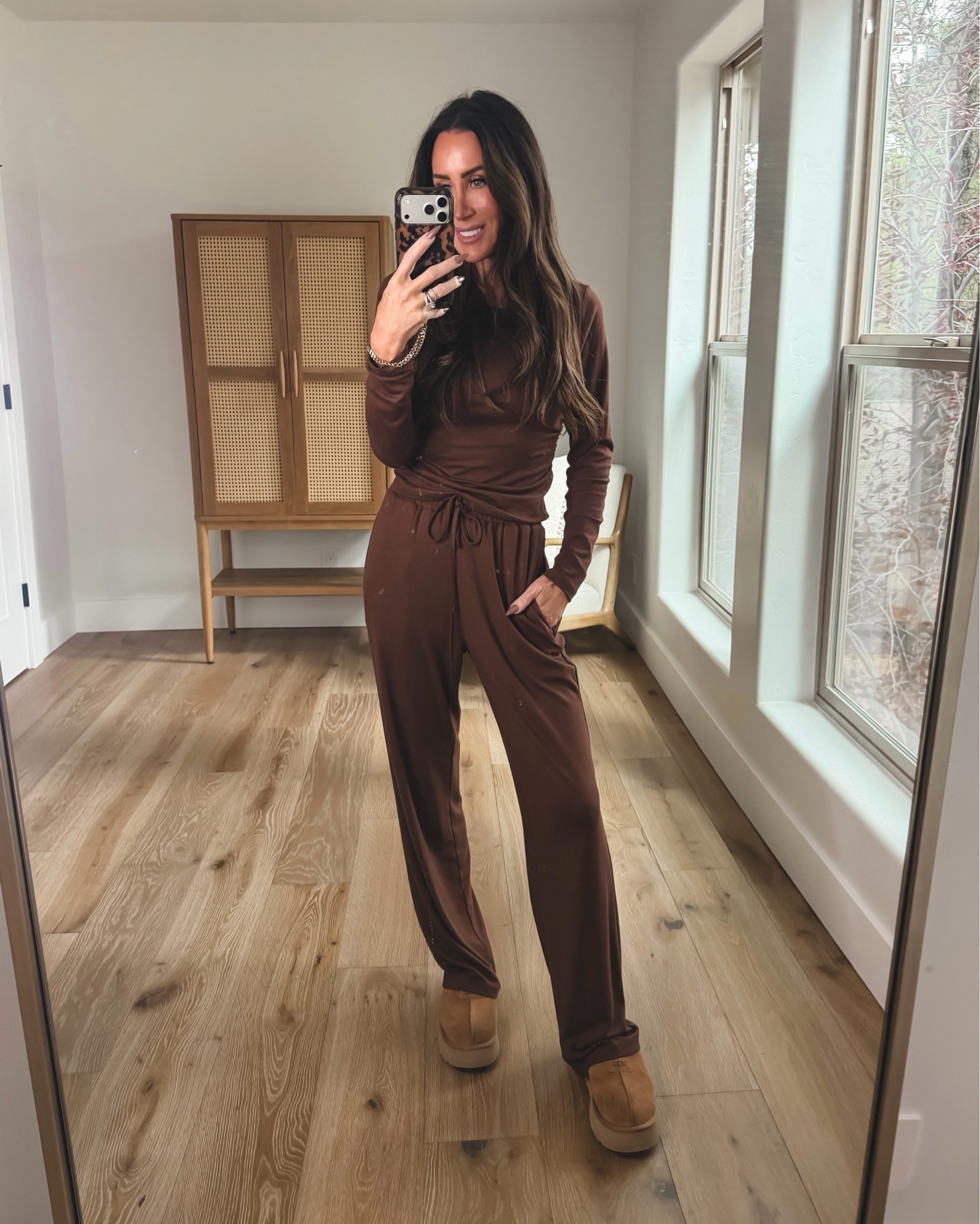 This amazon lounge set is incredible…you will want to live in! Size xs I’m 5’5”