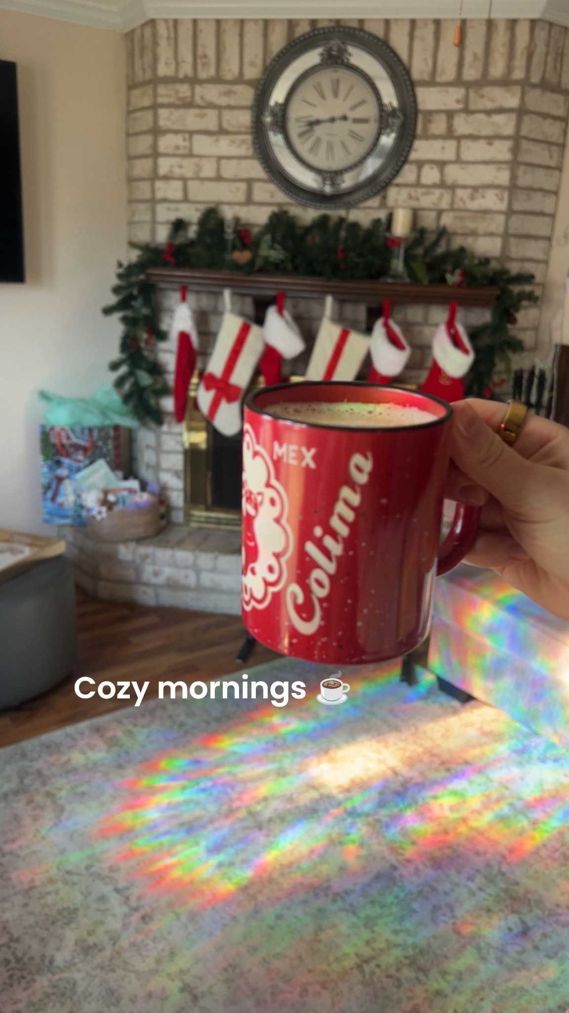 Cozy morning, it feels so nice to be with family 

#LTKHome #LTKmorningroutine #LTKHoliday